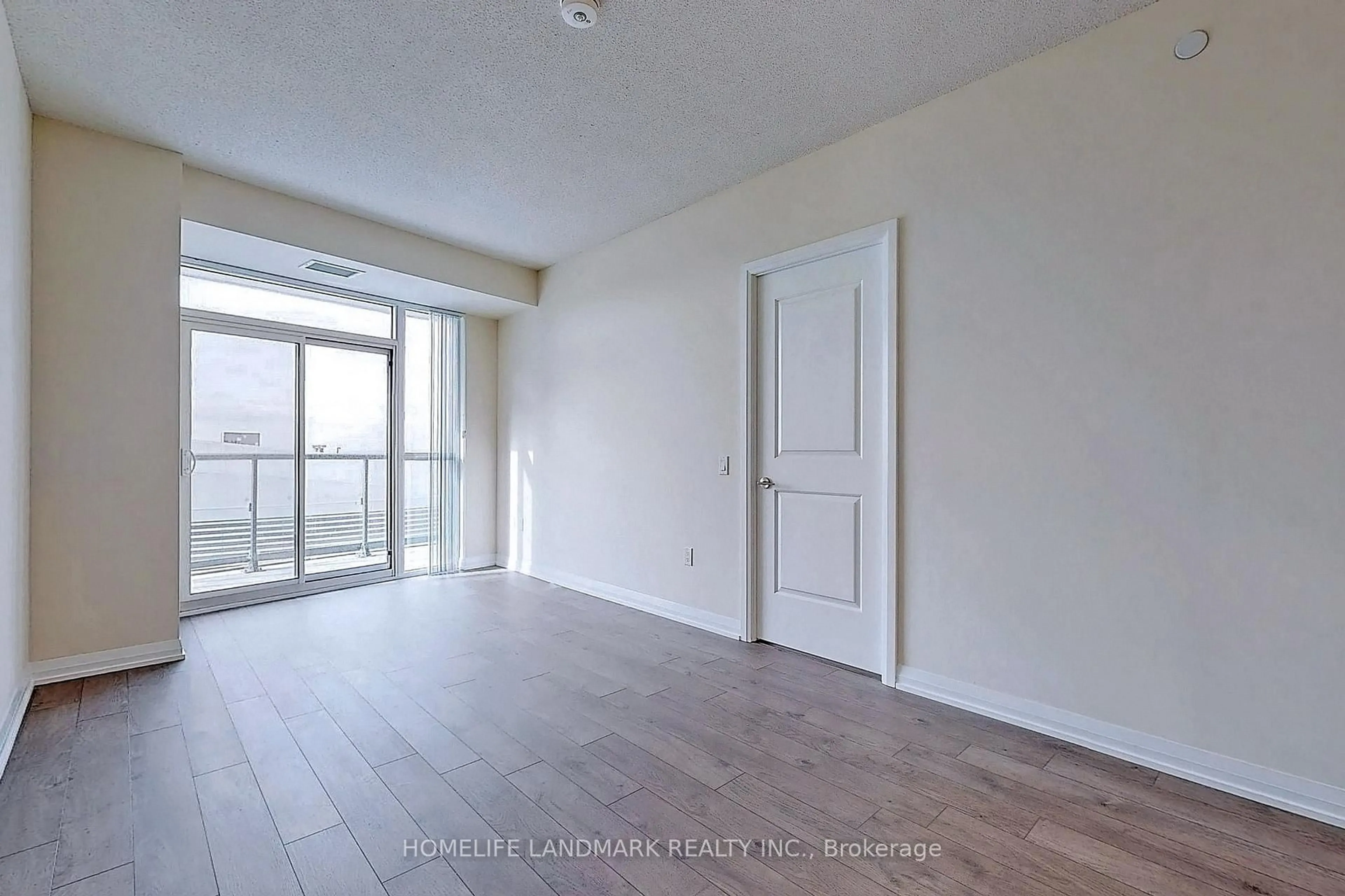 A pic of a room for 35 Watergarden Dr #1815, Mississauga Ontario L5R 0G8