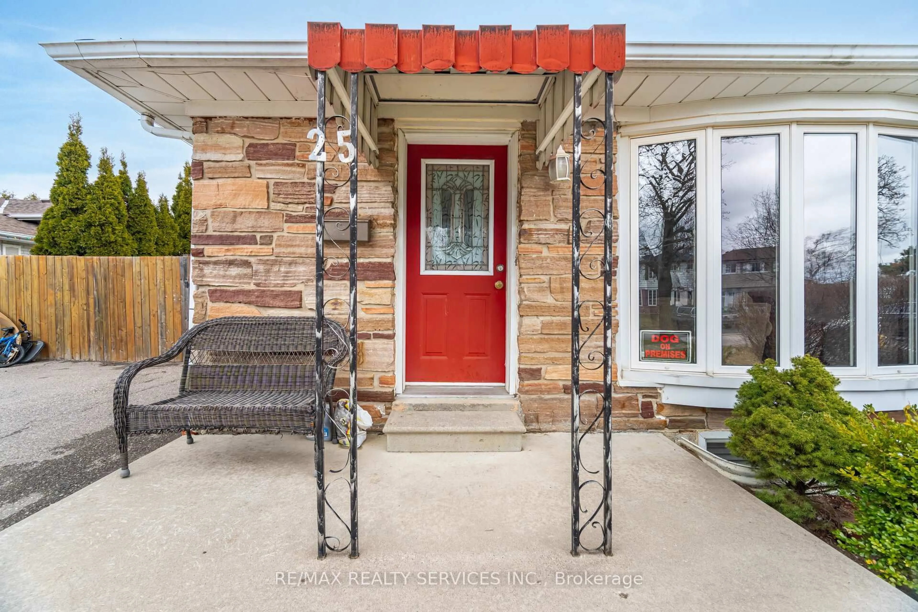 Unknown for 25 Edenridge Dr, Brampton Ontario L6T 3A9