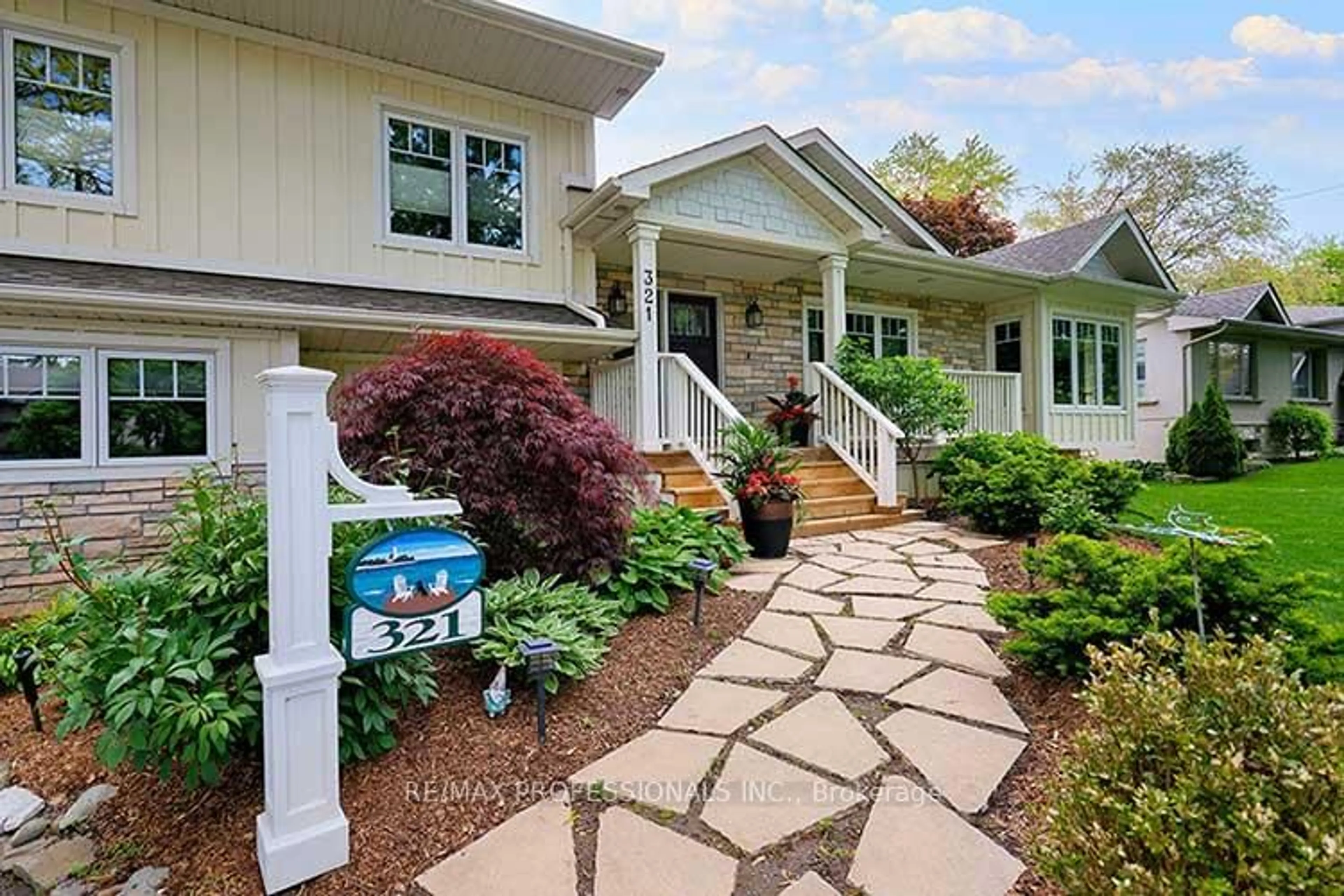 Unknown for 321 Wendy Lane, Oakville Ontario L6L 4P9