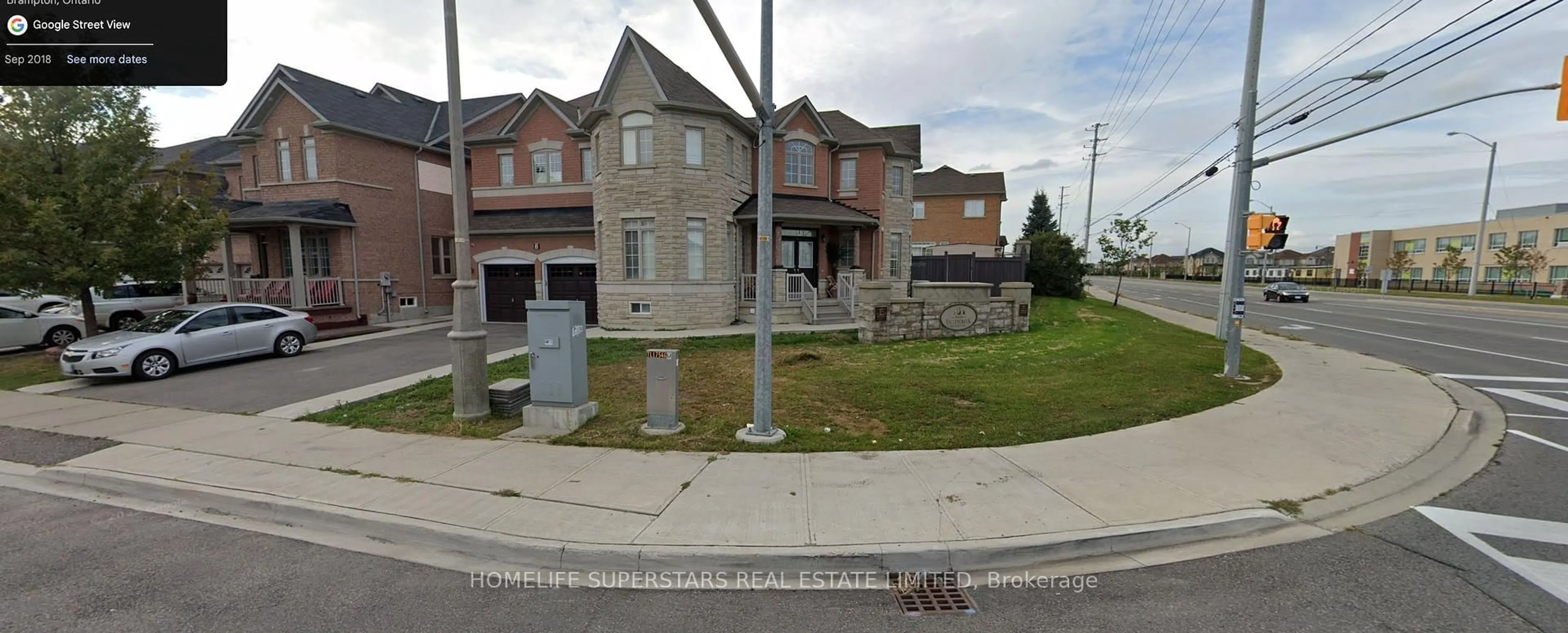Unknown for 2 Lexington Rd, Brampton Ontario L6P 2B6
