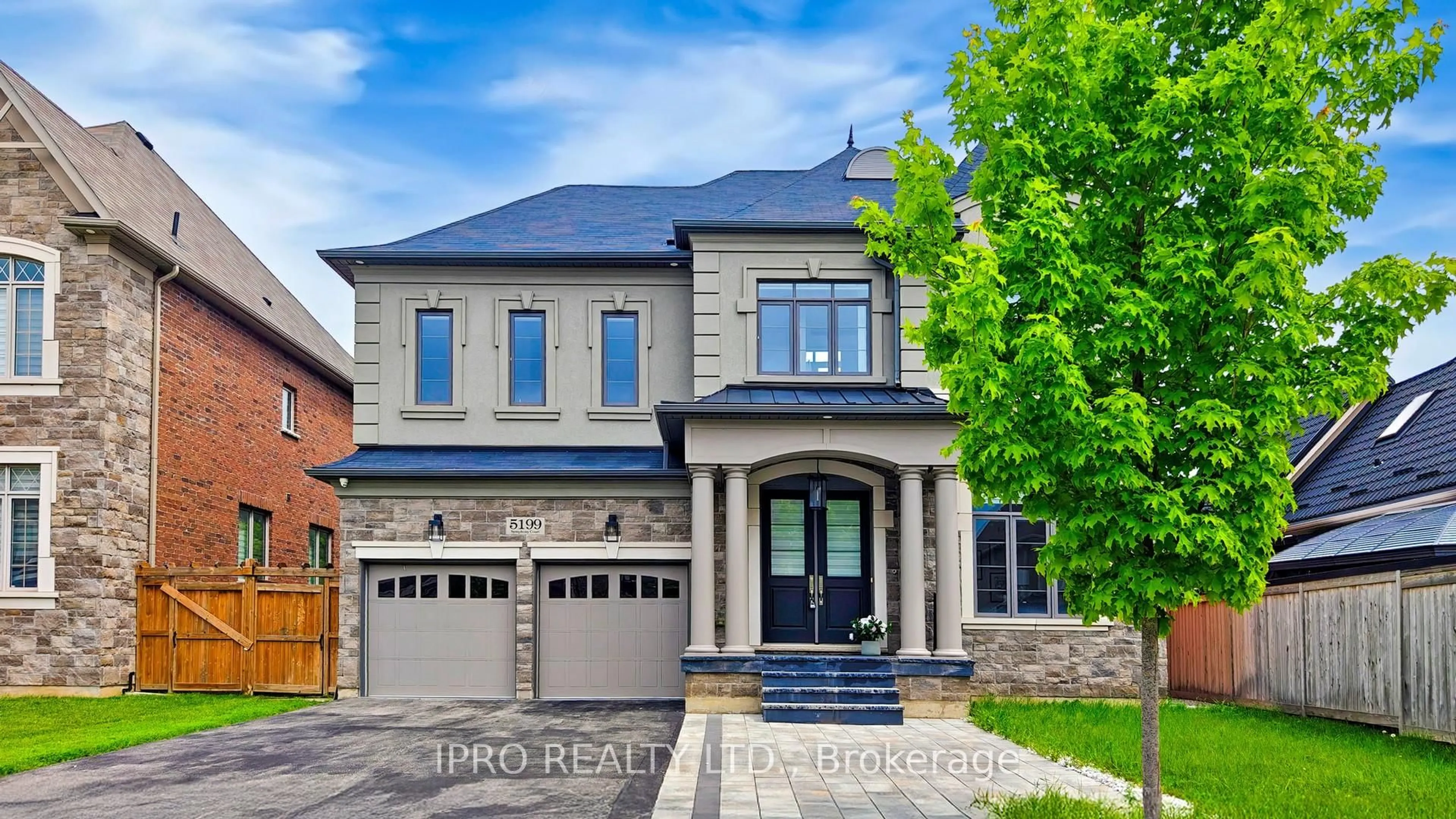 Home with brick exterior material, street for 5199 Symphony Crt, Mississauga Ontario L5M 2M9