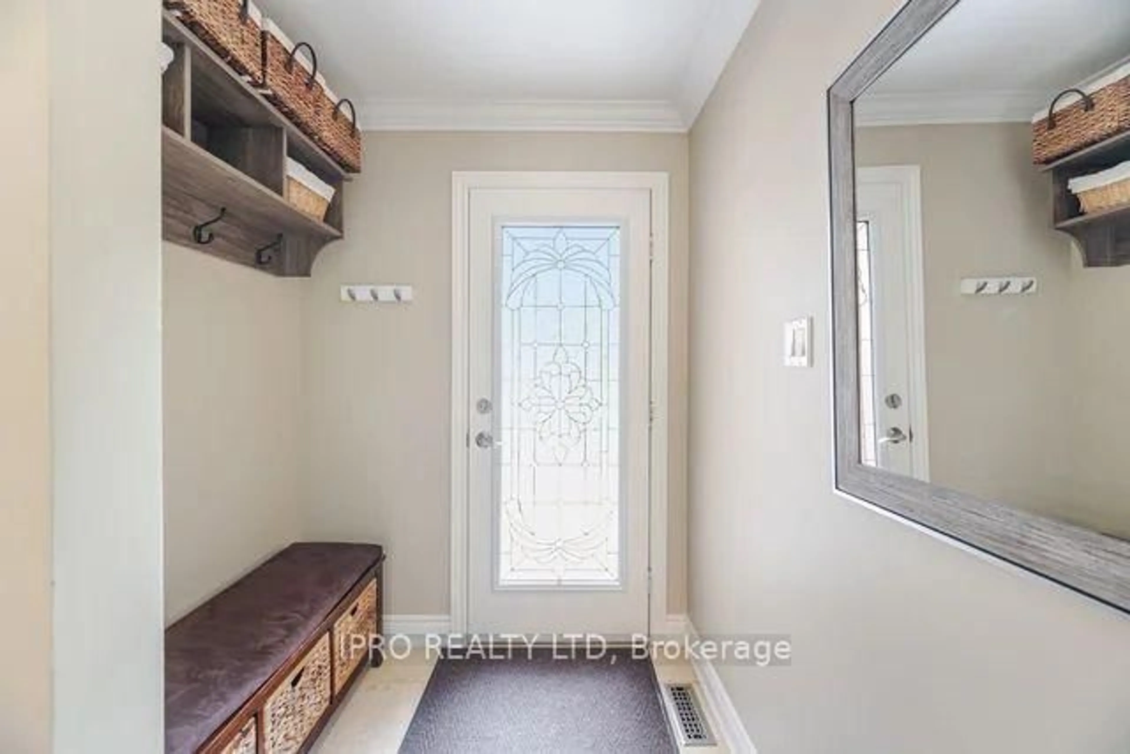 Indoor entryway for 67 Mikado Cres, Brampton Ontario L6S 3R5