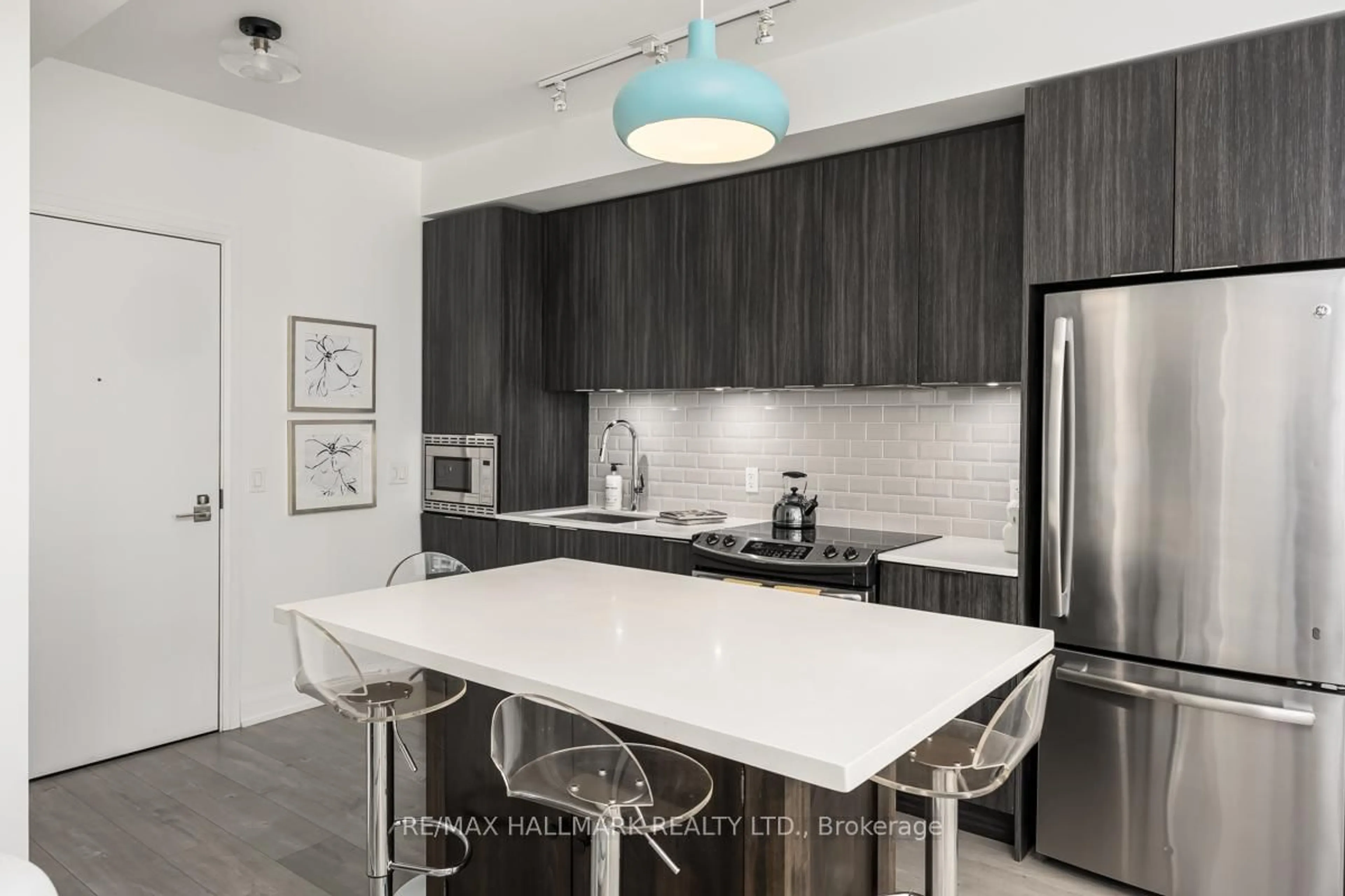 Contemporary kitchen, unknown for 110 Marine Parade Dr #604, Toronto Ontario M8V 0B6
