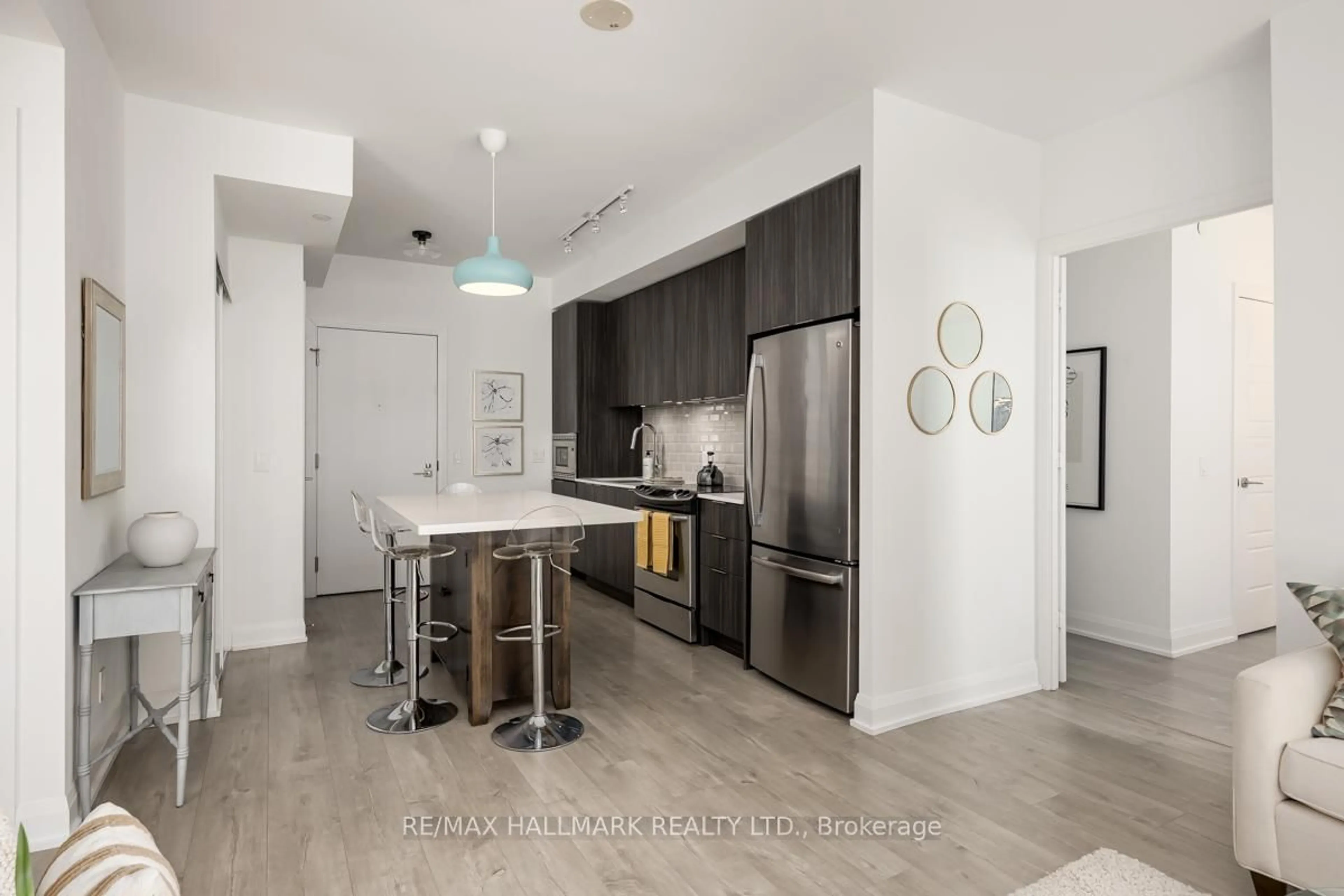 Open concept kitchen, unknown for 110 Marine Parade Dr #604, Toronto Ontario M8V 0B6