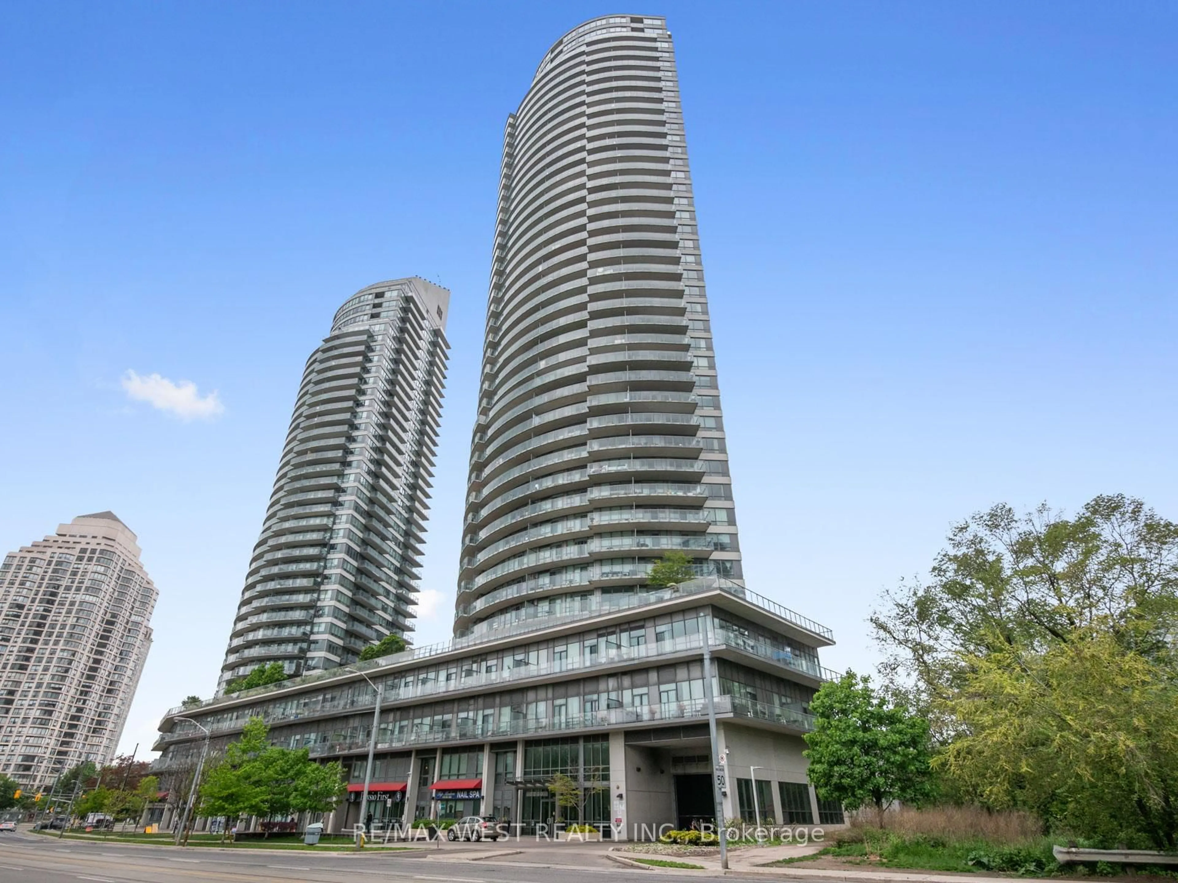 Indoor foyer for 2603 Lake Shore Blvd Blvd #1808, Toronto Ontario M8V 0B2