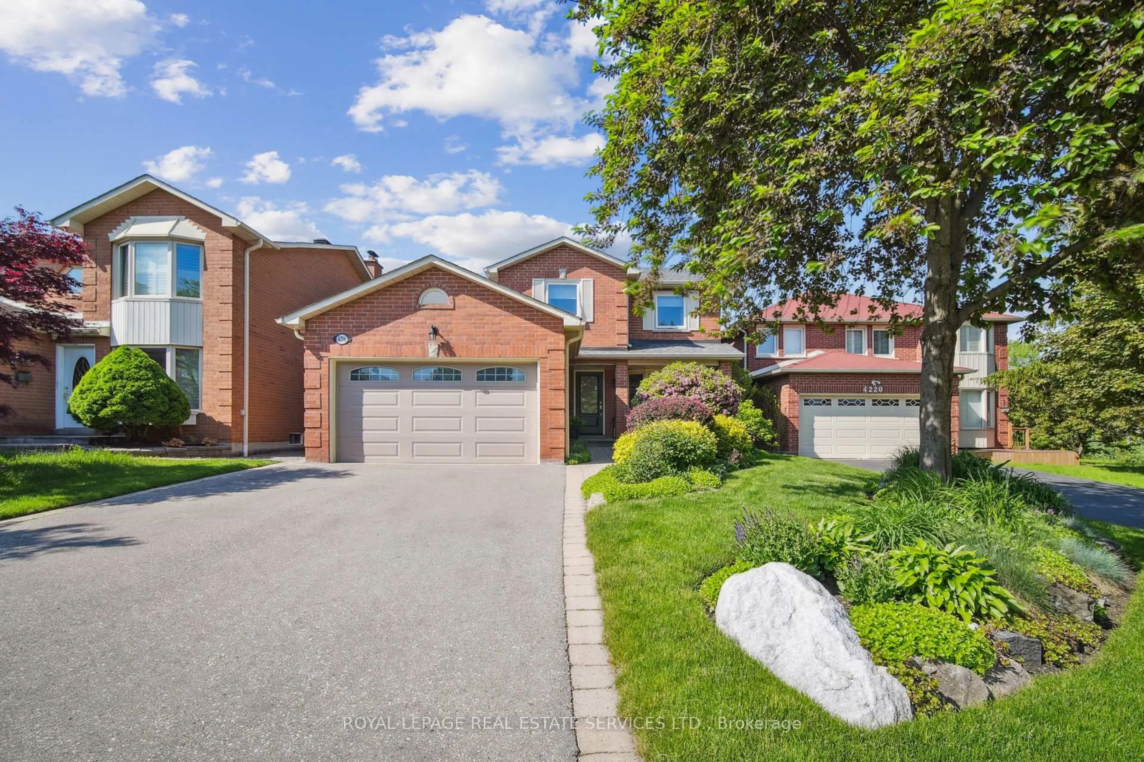 Home with brick exterior material, street for 4216 Petersburg Cres, Mississauga Ontario L4Z 2T3