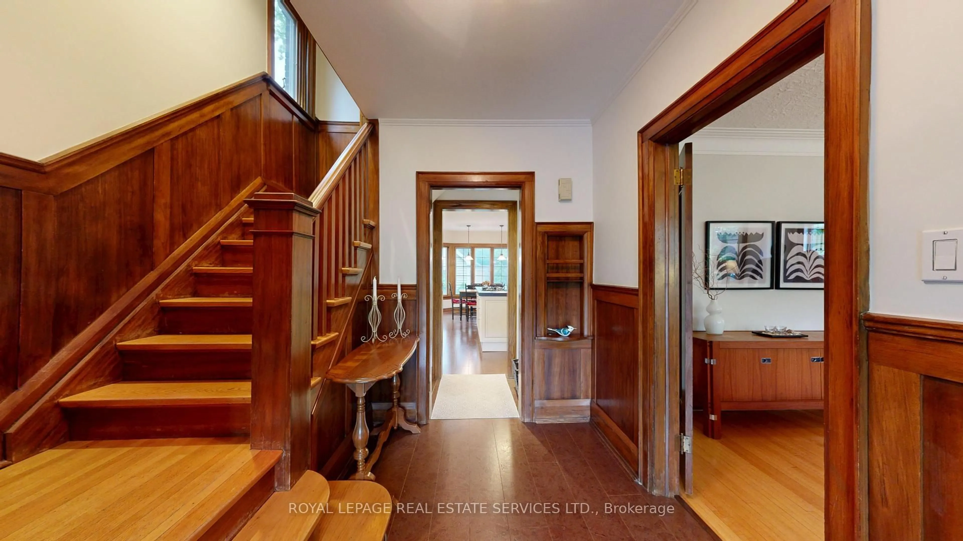 Indoor foyer for 509 Riverside Dr, Toronto Ontario M6S 4B7