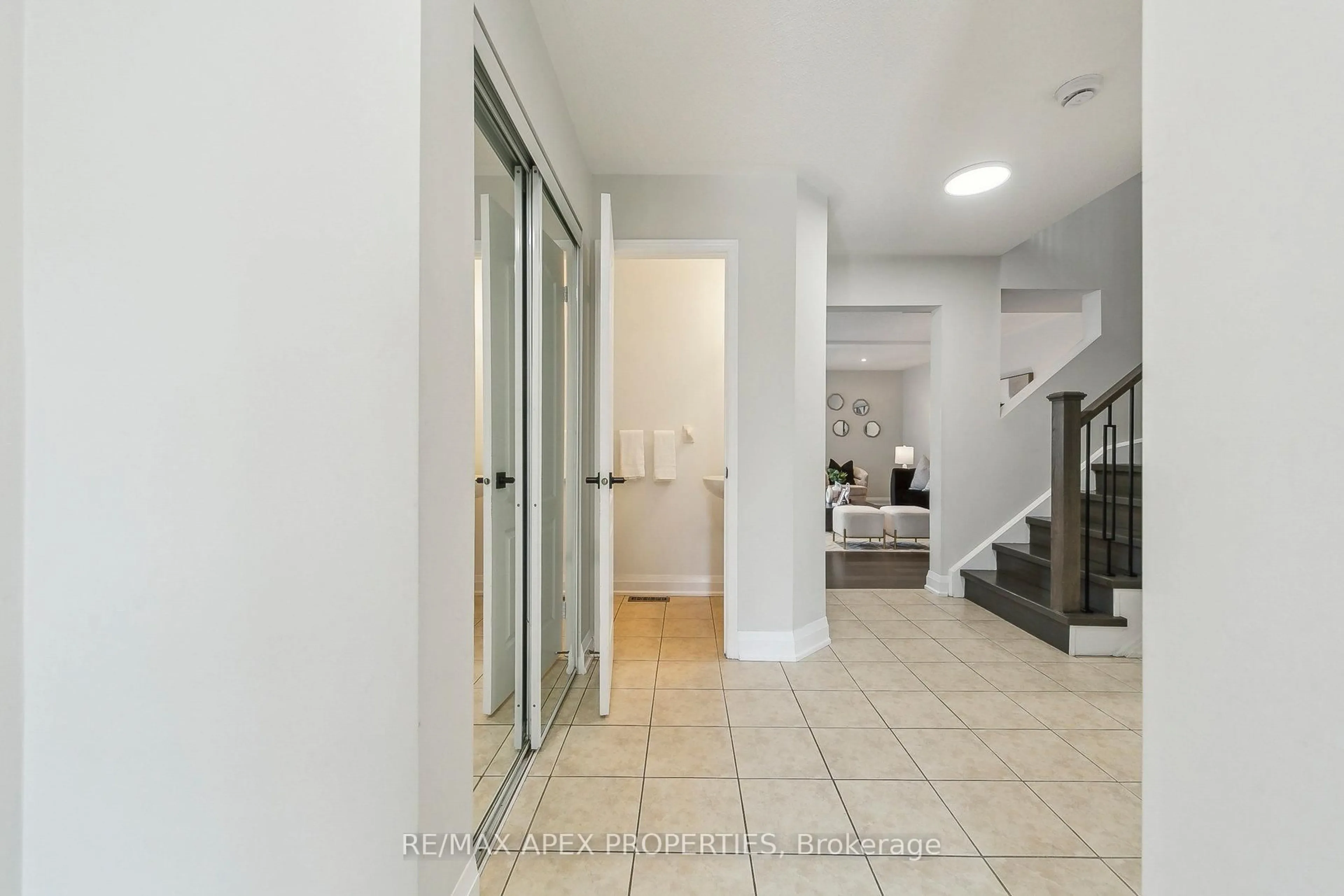 Indoor foyer for 57 Roadmaster Lane, Brampton Ontario L7A 3A9