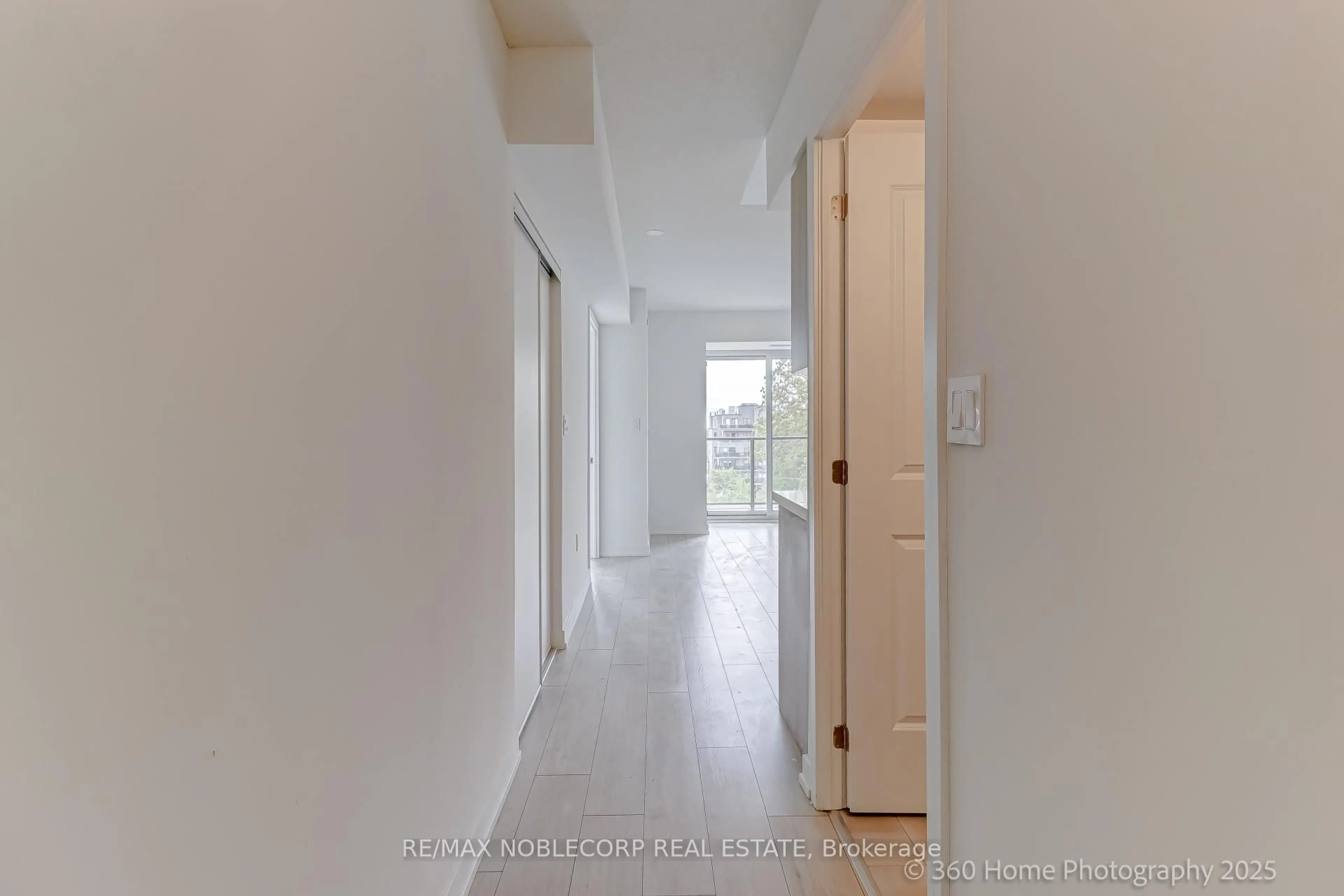 Unknown for 556 Marlee Ave #508, Toronto Ontario M6B 0B1