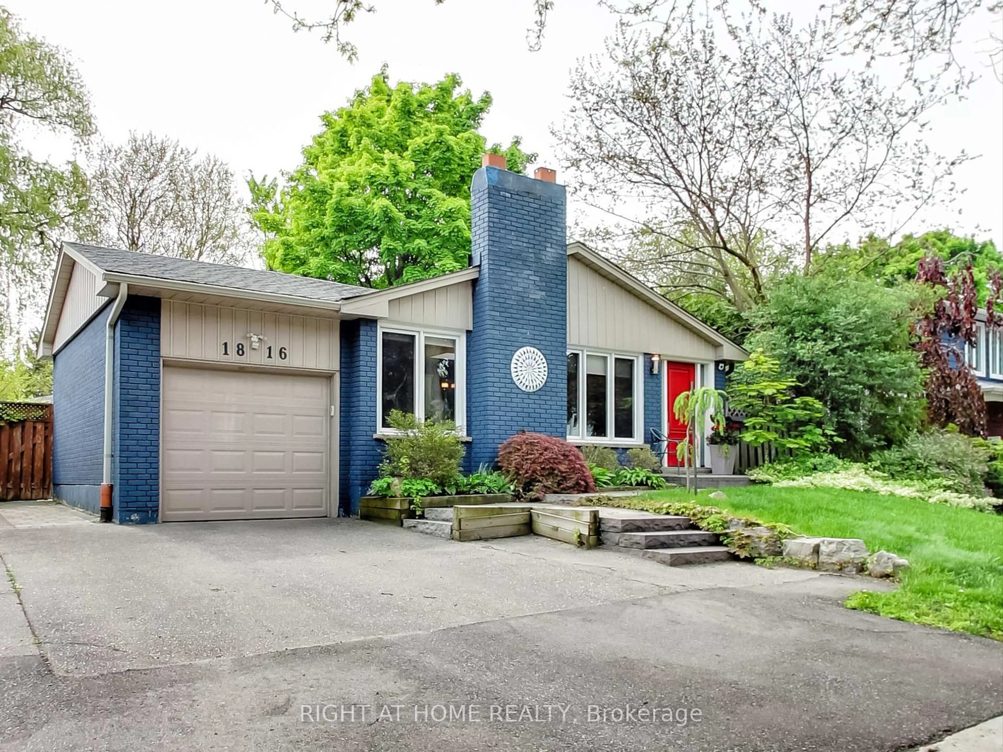 Unknown for 1816 Pattinson Cres, Mississauga Ontario L5J 1H7