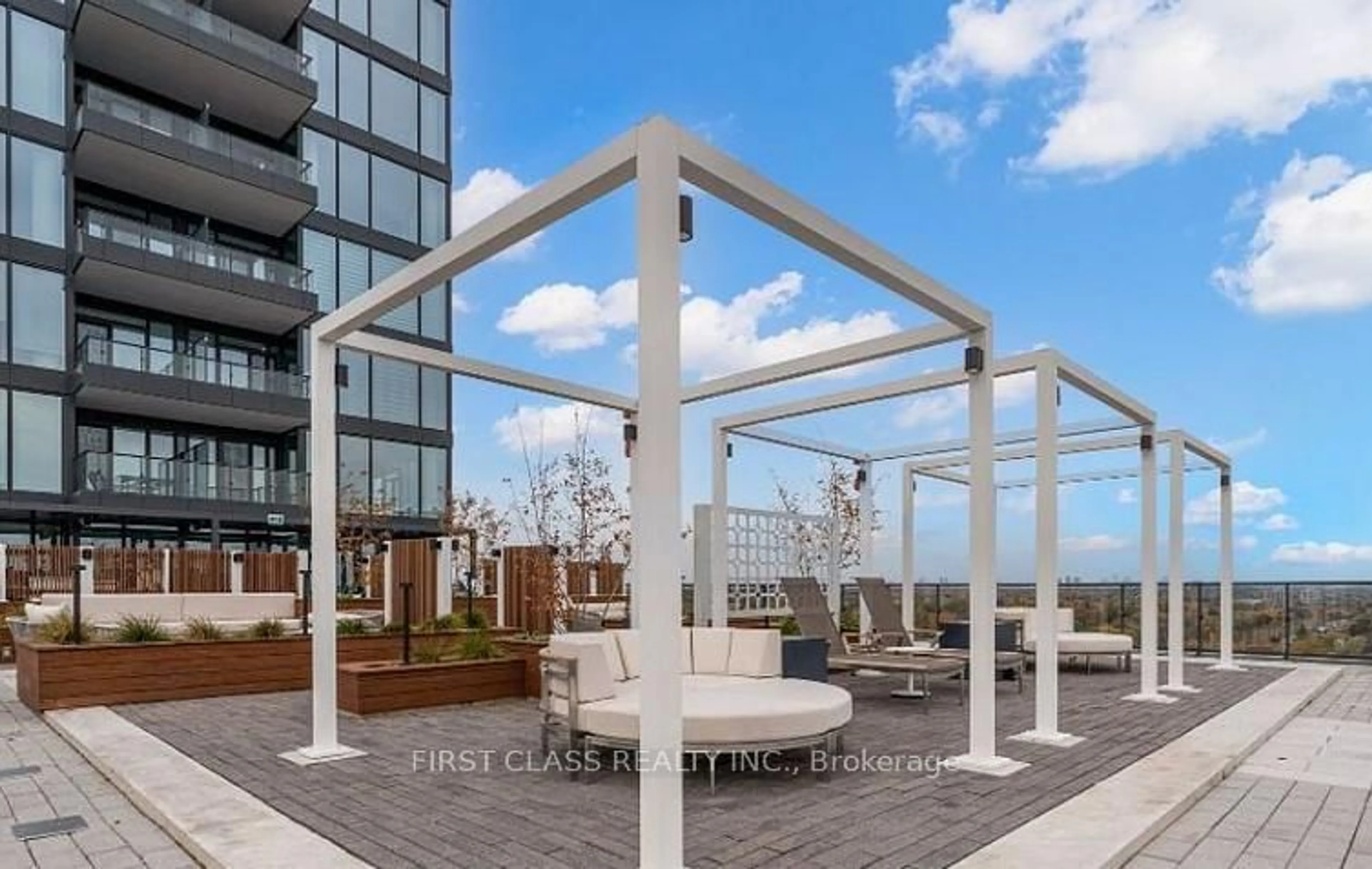 Patio, unknown for 28 ANN St #909, Mississauga Ontario L5G 0E1