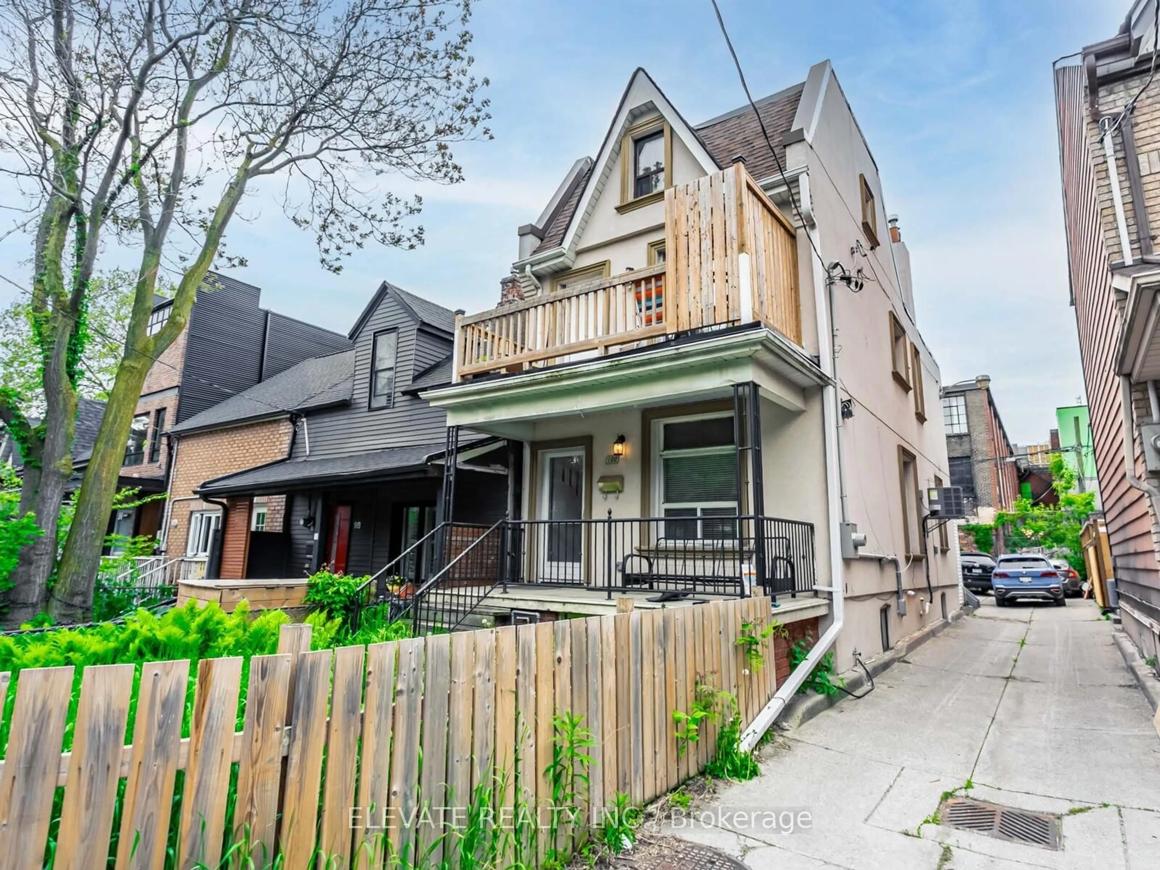 Home with brick exterior material, street for 100 Edwin Ave, Toronto Ontario M6P 3Z7