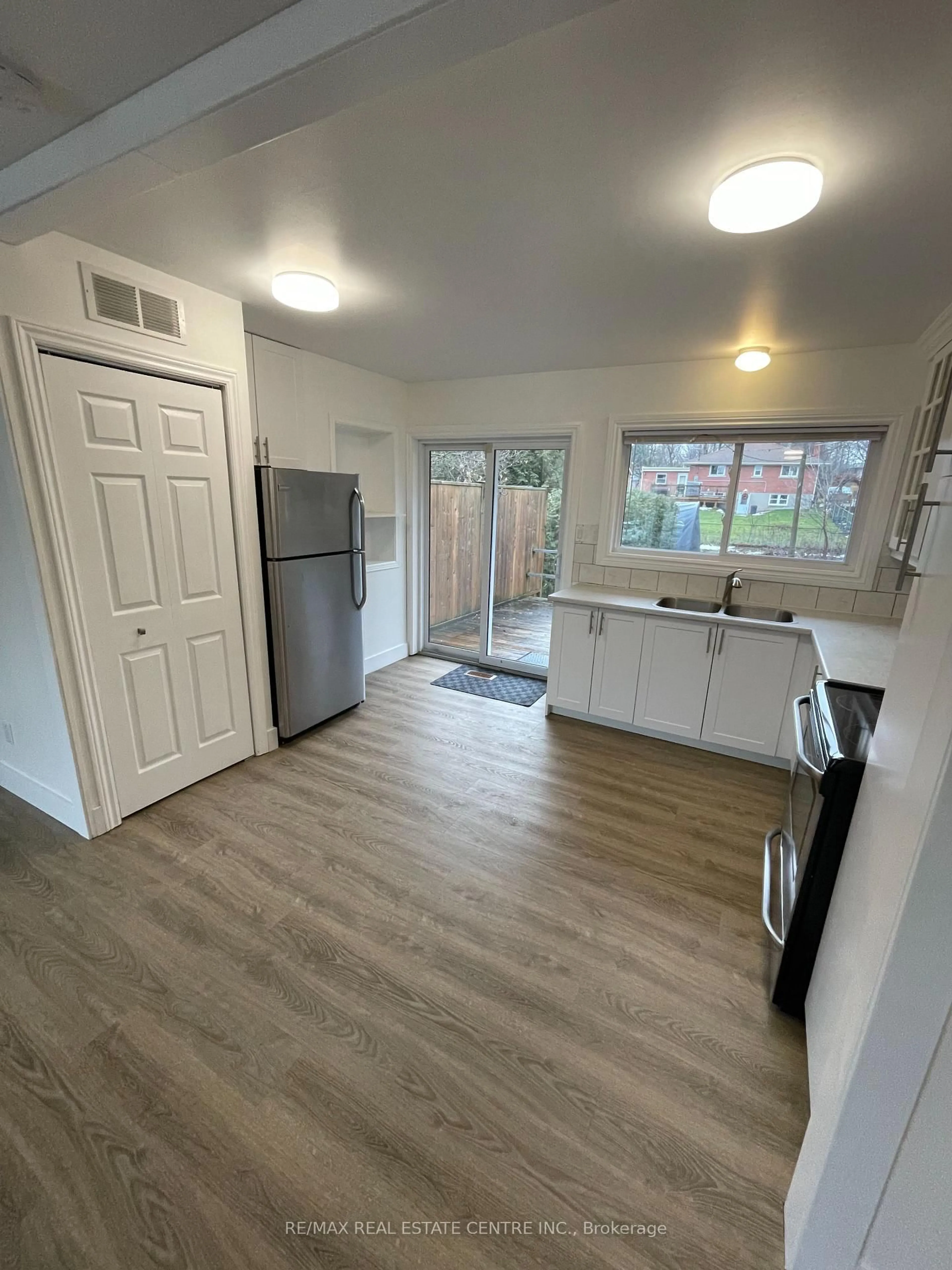 Unknown for 56 William St, Orangeville Ontario L9W 2R9