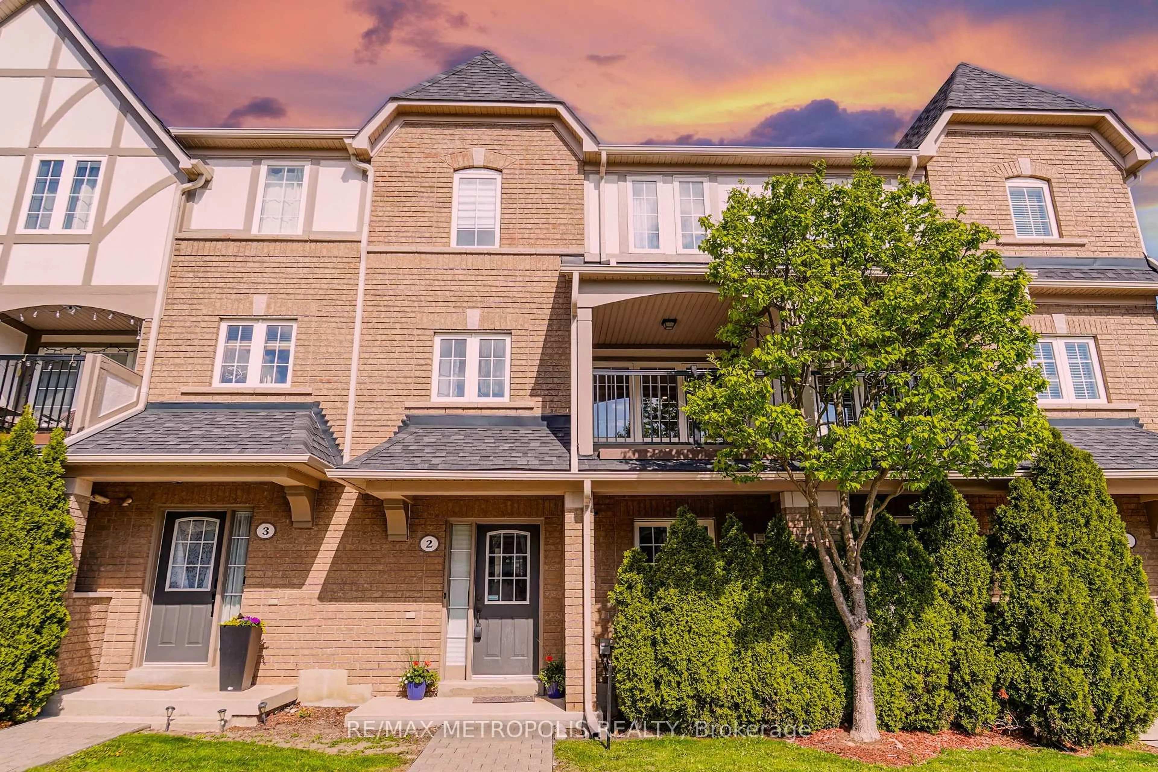 Unknown for 2361 Parkhaven Blvd #2, Oakville Ontario L6H 7S7