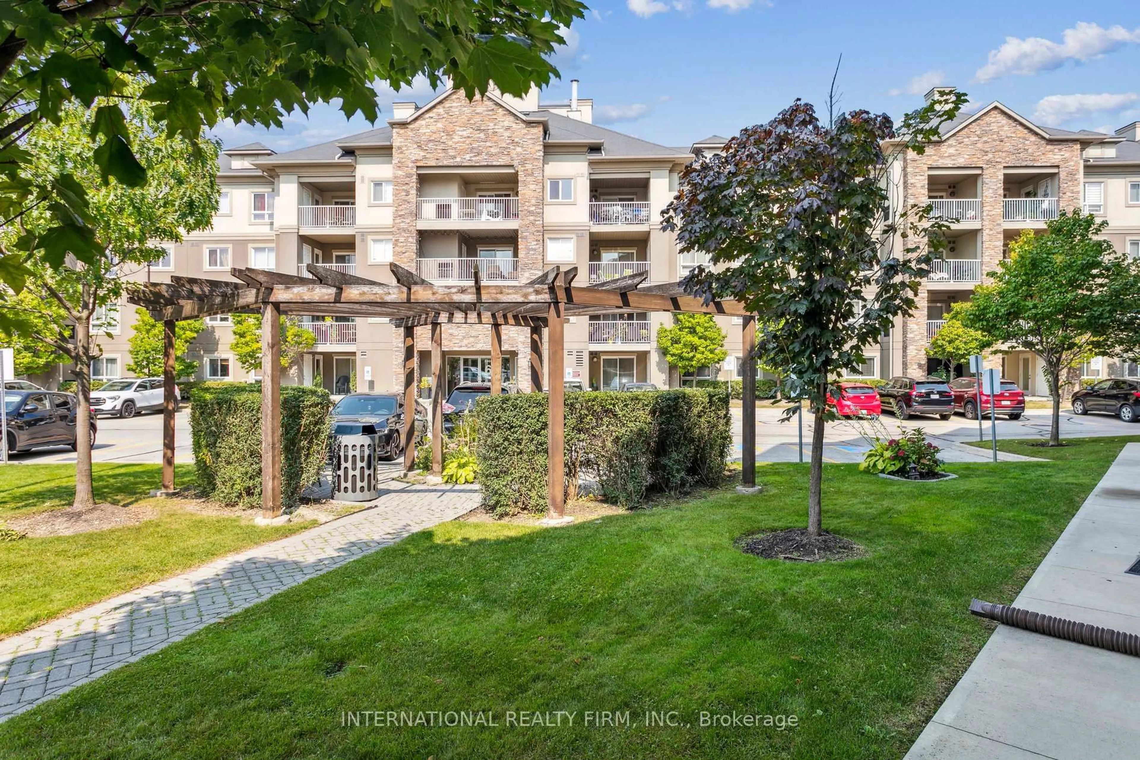 Patio, street for 6 Dayspring Circ #2103, Brampton Ontario L6P 2Z6