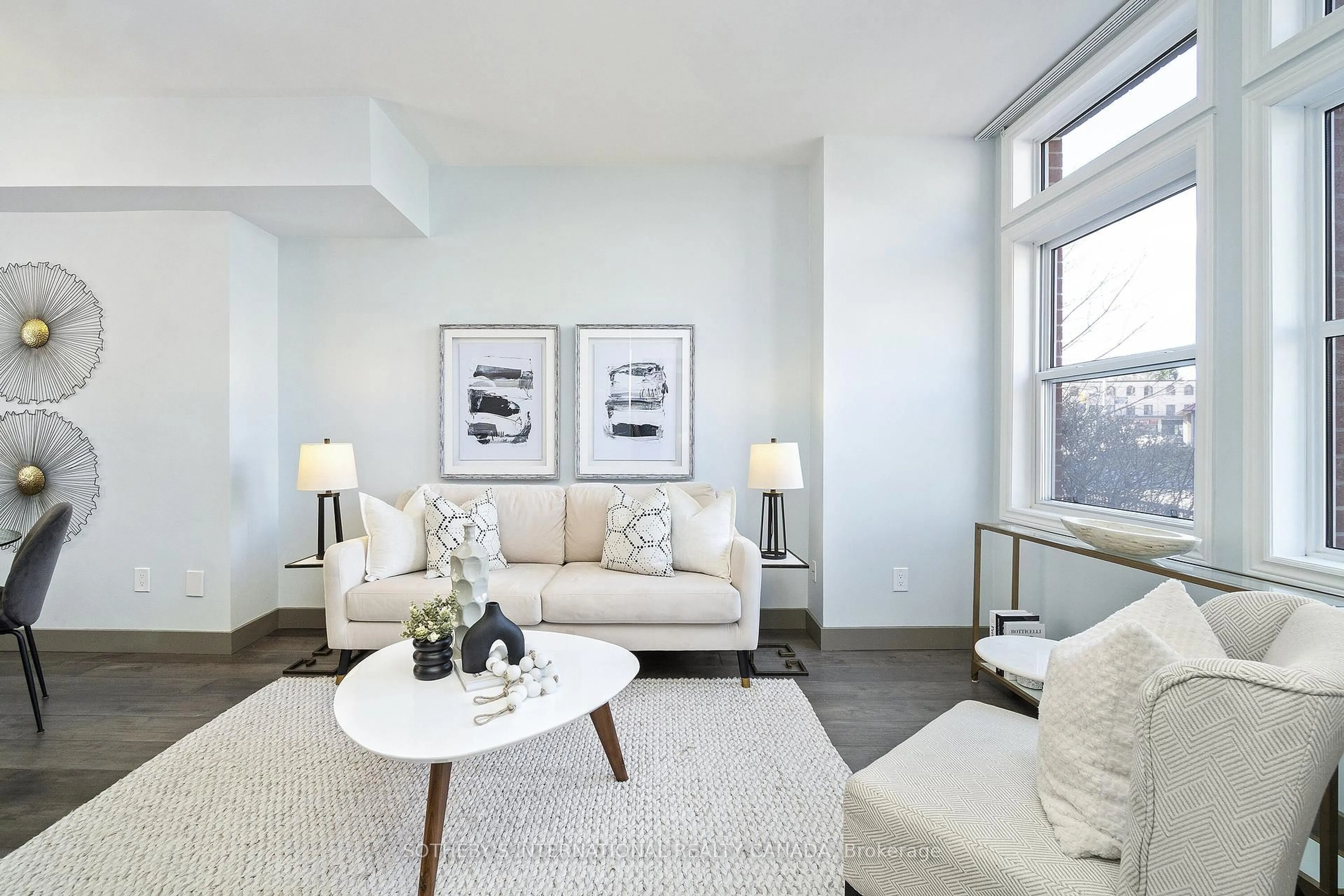 Living room with furniture, unknown for 30 Michael Power Pl, Toronto Ontario M9A 5G9