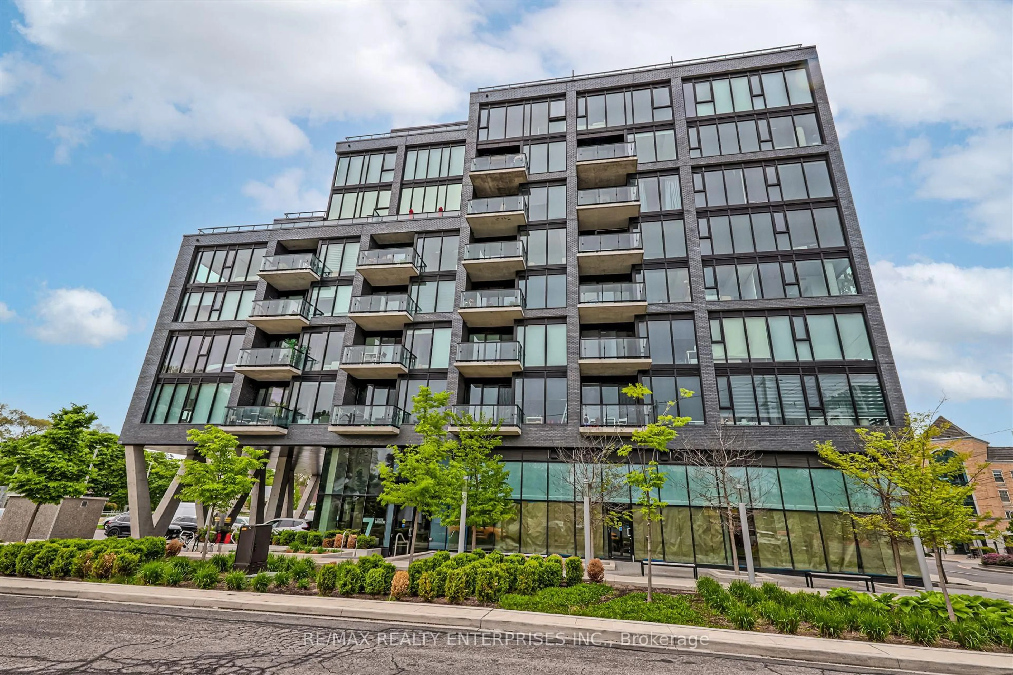 Unknown for 7 Smith Cres #410, Toronto Ontario M8Z 0Z3