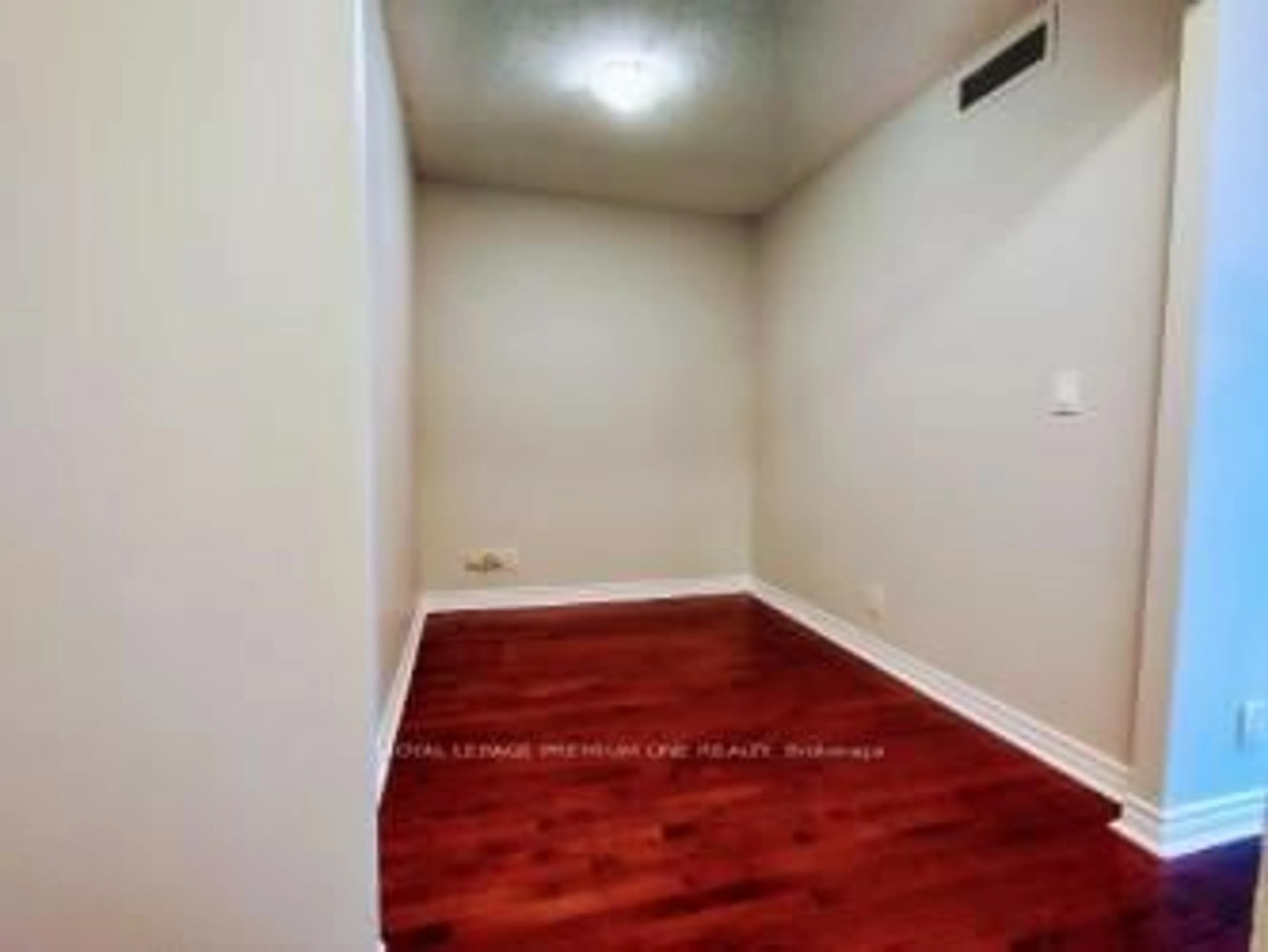 A pic of a room for 1 Elm Dr #1301, Mississauga Ontario L5B 4M1