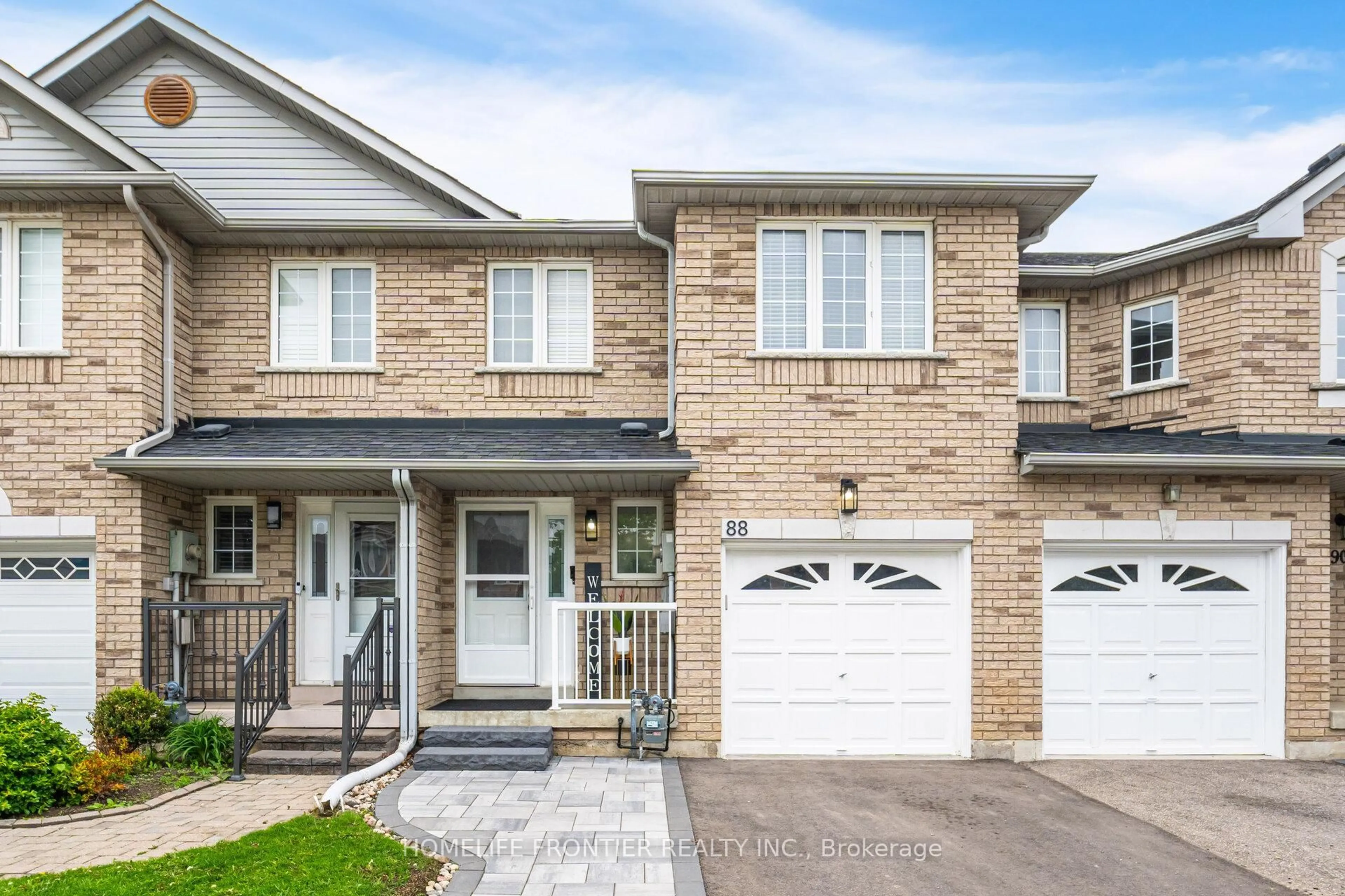 Home with brick exterior material, street for 88 Wood Circ, Caledon Ontario L7E 1R3
