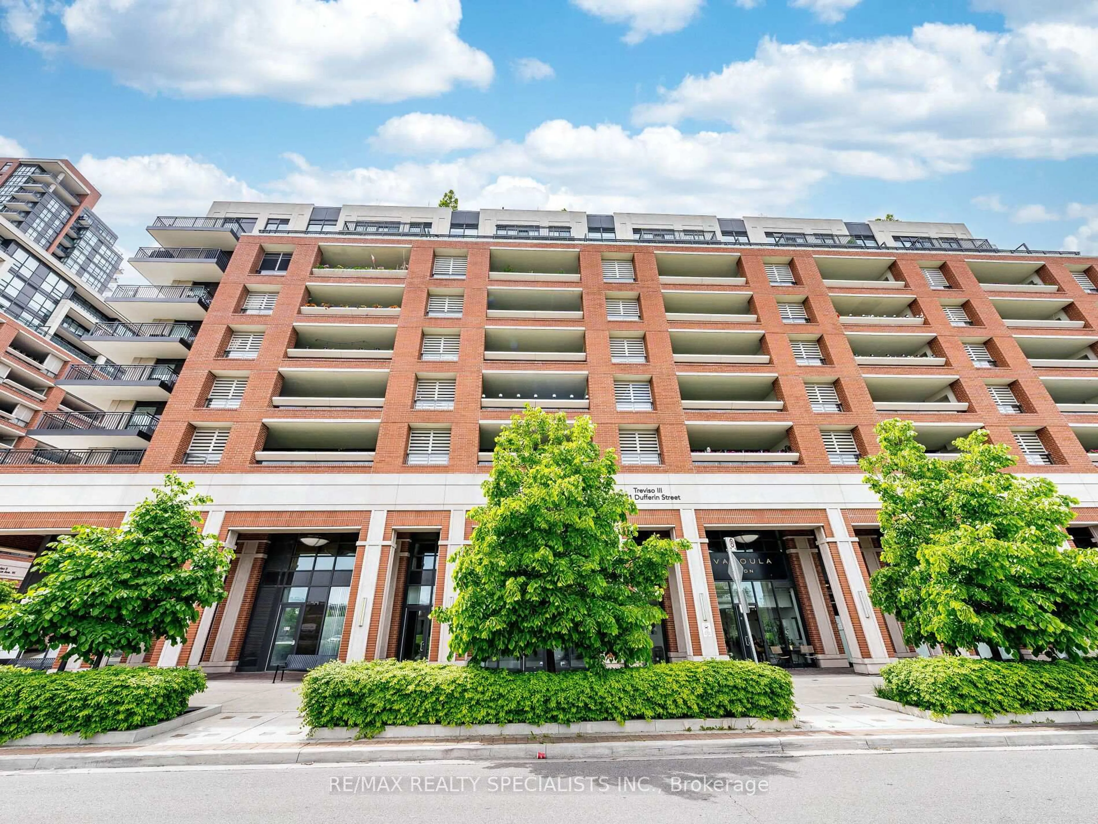 Unknown for 3091 Dufferin St #416, Toronto Ontario M6A 0C4