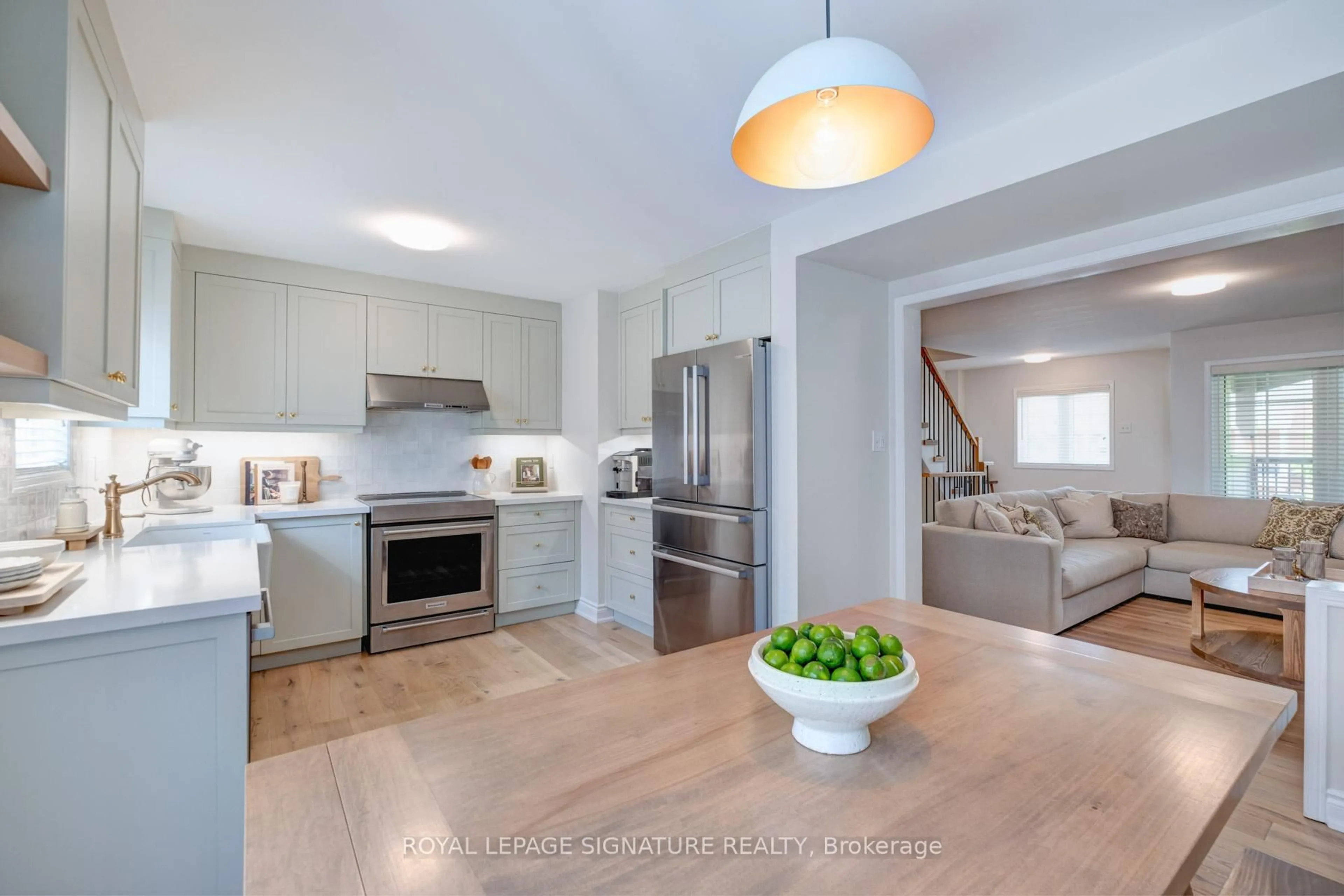 Open concept kitchen, unknown for 2361 Parkhaven Blvd #5, Oakville Ontario L6H 7S7