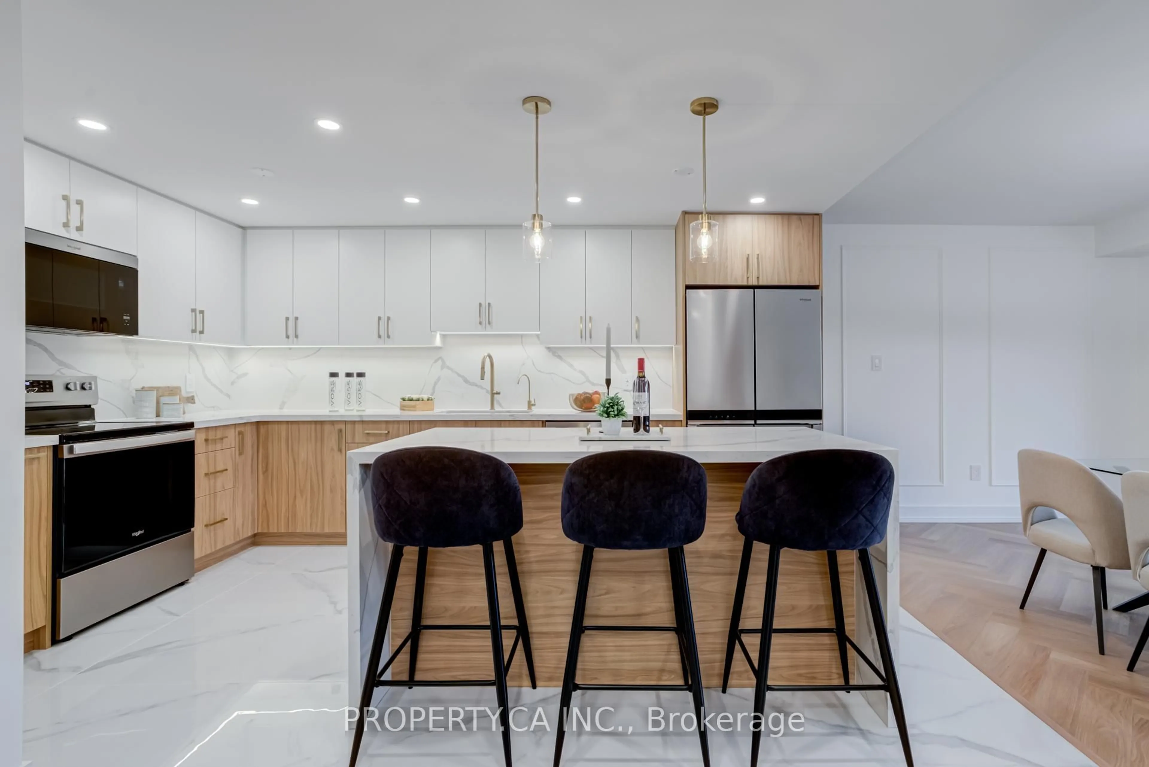 Contemporary kitchen, unknown for 2175 Marine Dr #306, Oakville Ontario L6L 5L5