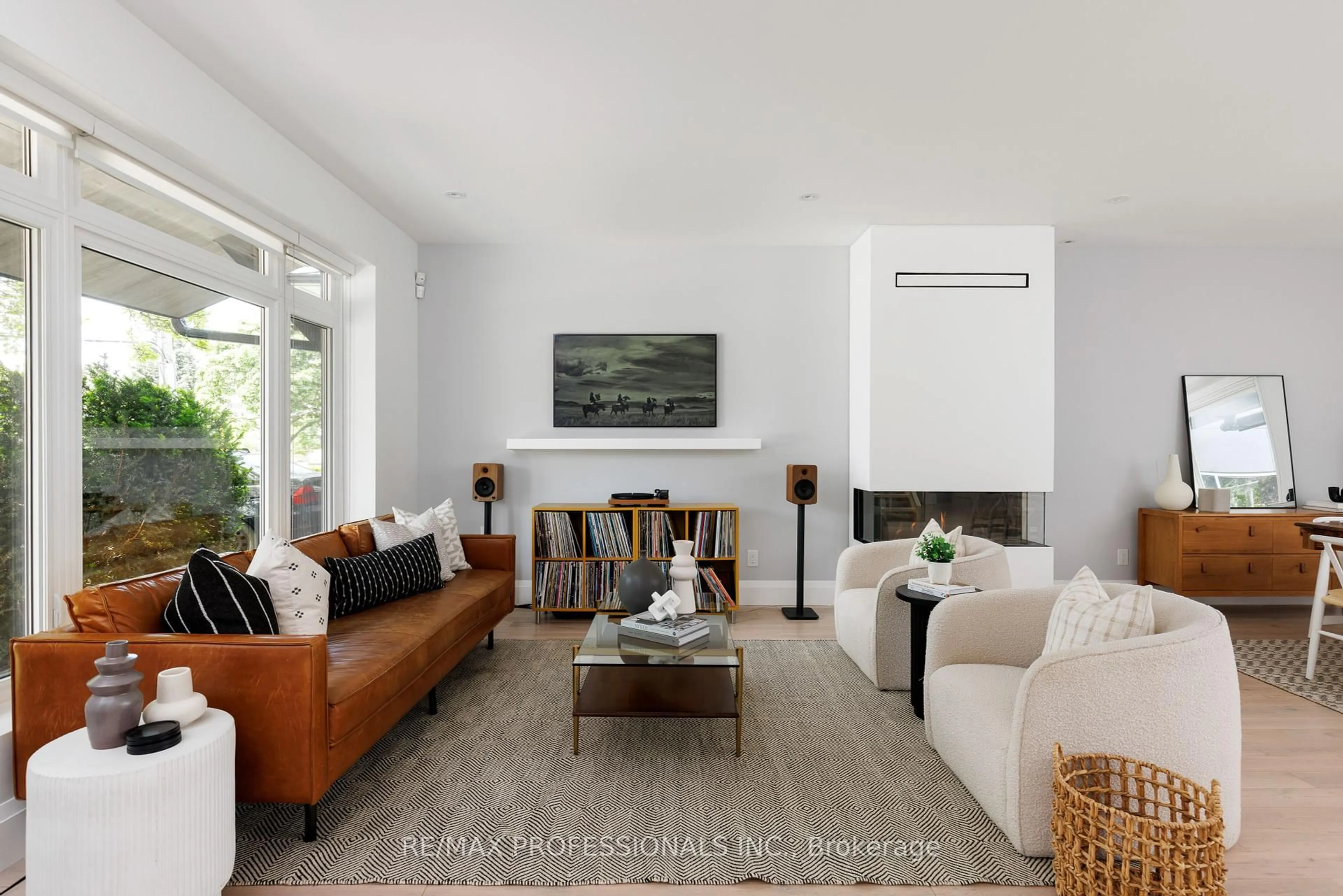 Living room with furniture, unknown for 60 Keane Ave, Toronto Ontario M9B 2C2