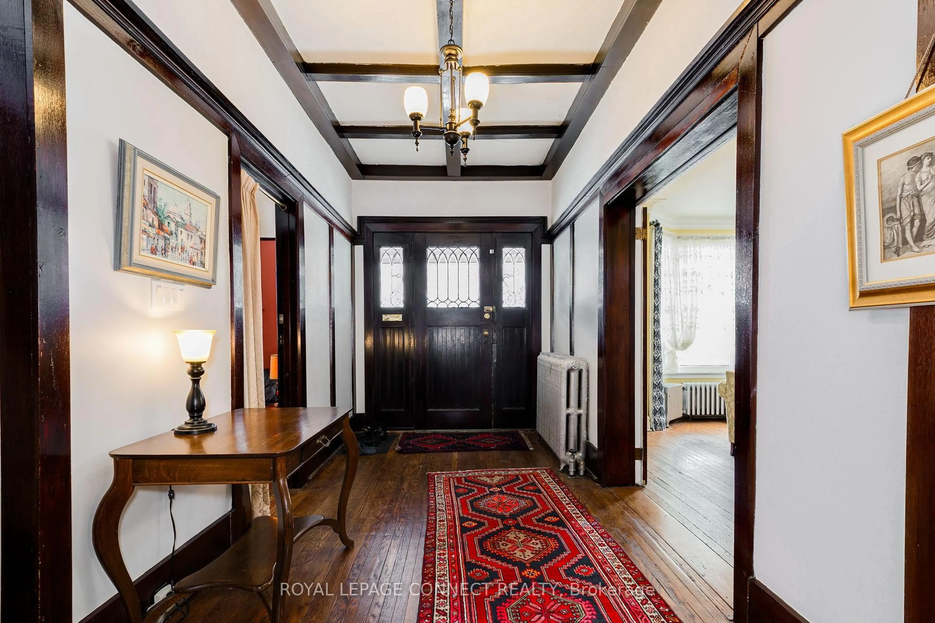 Indoor entryway for 149 Springhurst Ave, Toronto Ontario M6K 1B9