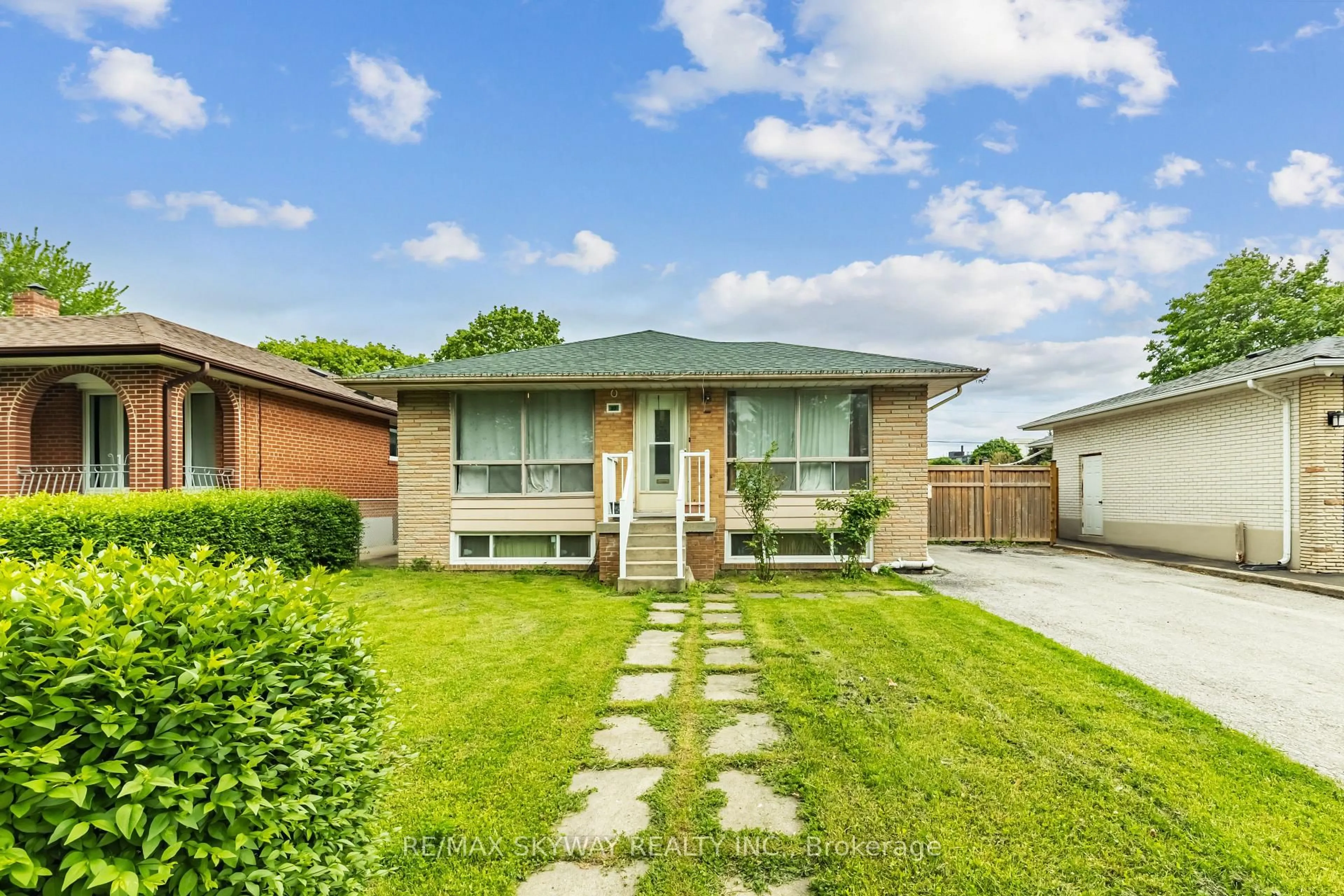 Home with brick exterior material, street for 33 Tapley Dr, Toronto Ontario M9R 3P2