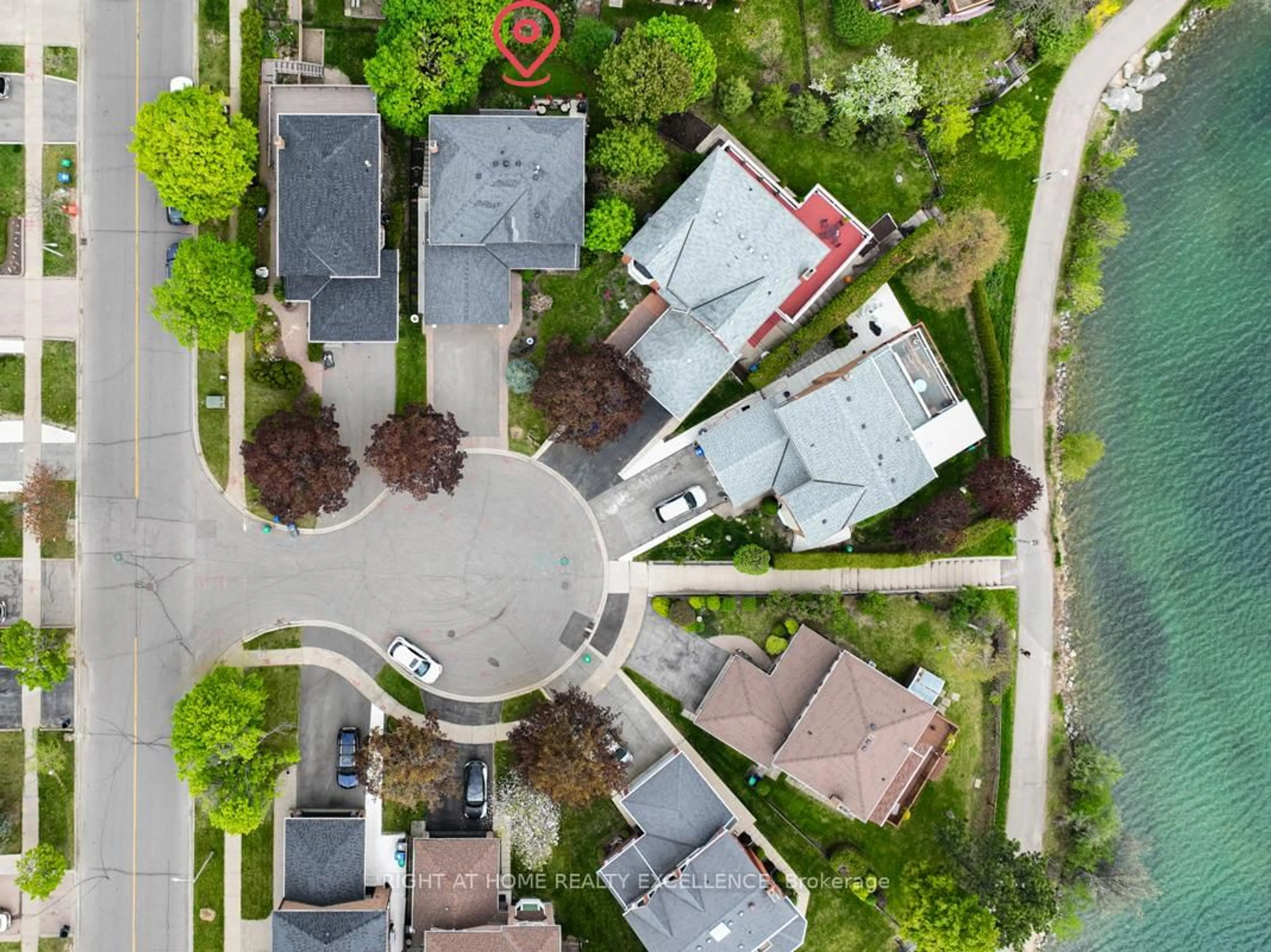 A pic from outside/outdoor area/front of a property/back of a property/a pic from drone, street for 4 Peggy Anne Cove N/A, Brampton Ontario L6S 5E4