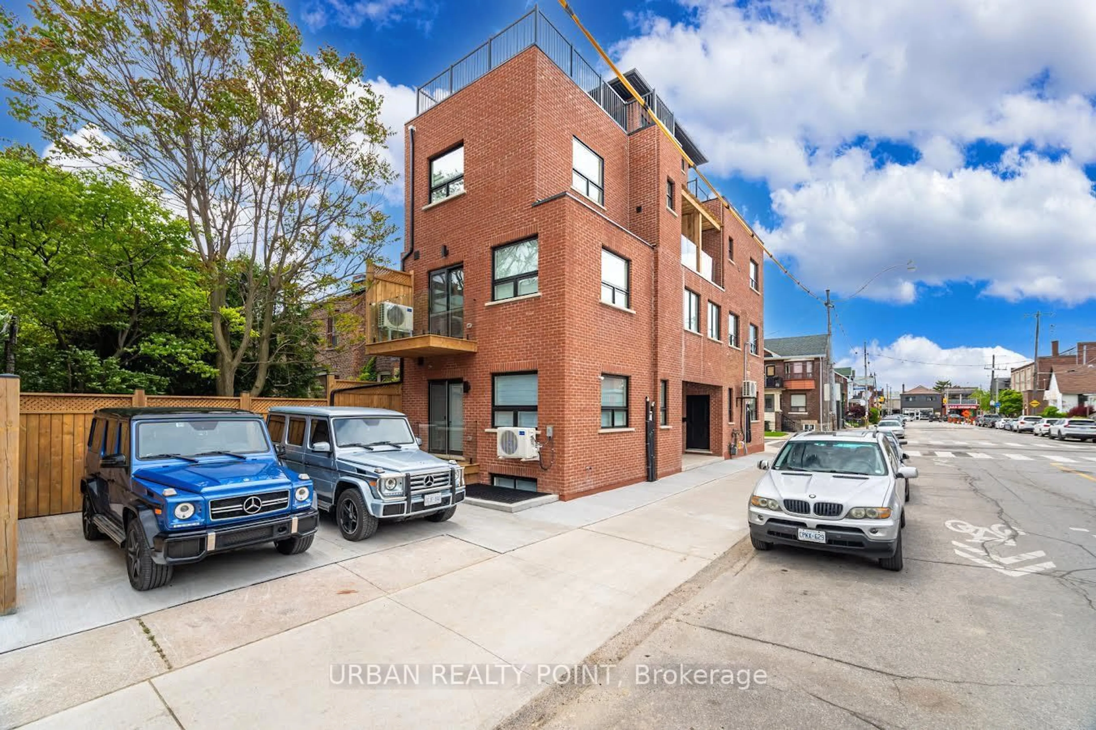 Unknown for 757 Gladstone Ave, Toronto Ontario M6H 3J5