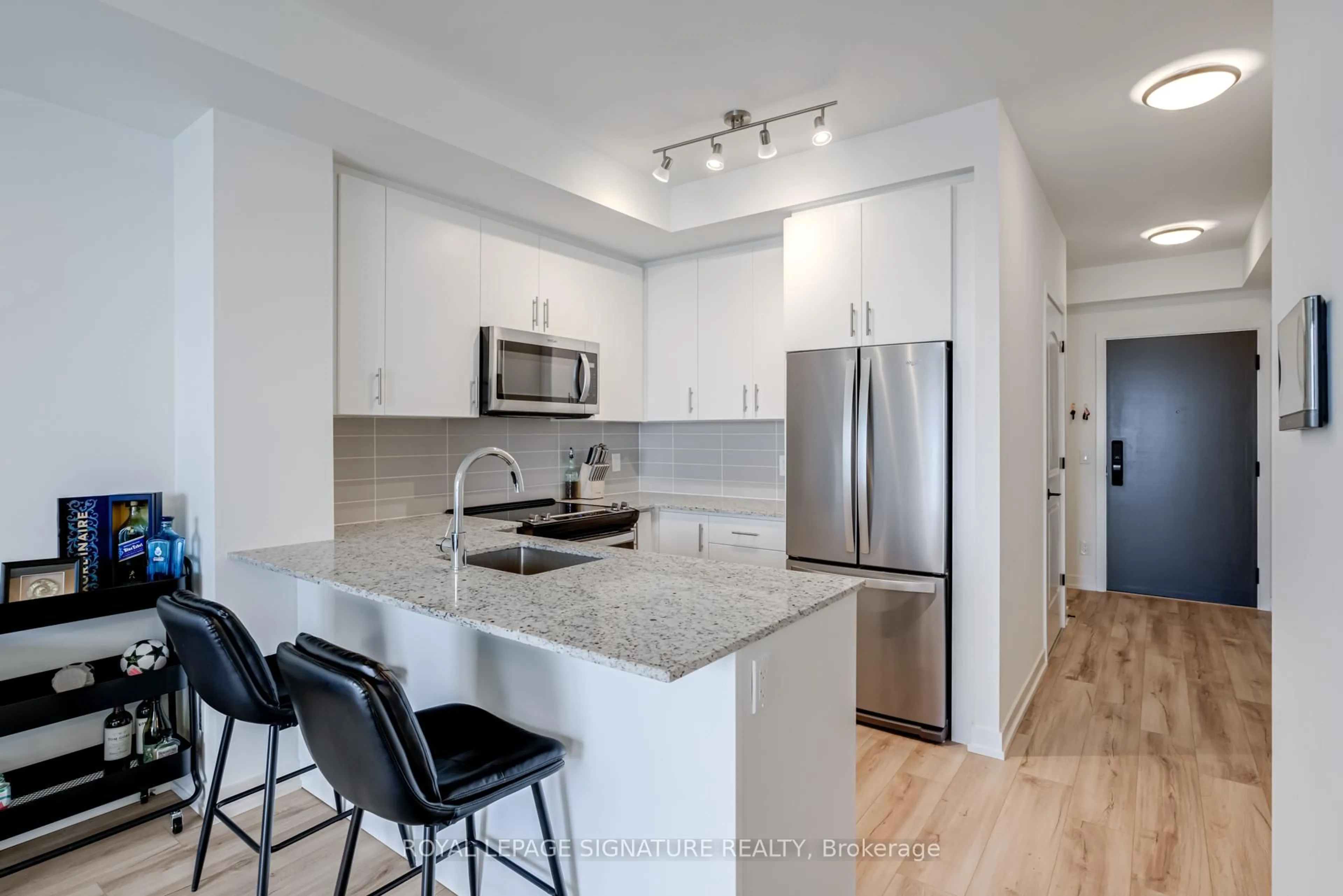 Open concept kitchen, unknown for 335 Wheat Boom Dr #1110, Oakville Ontario L6H 7Y1