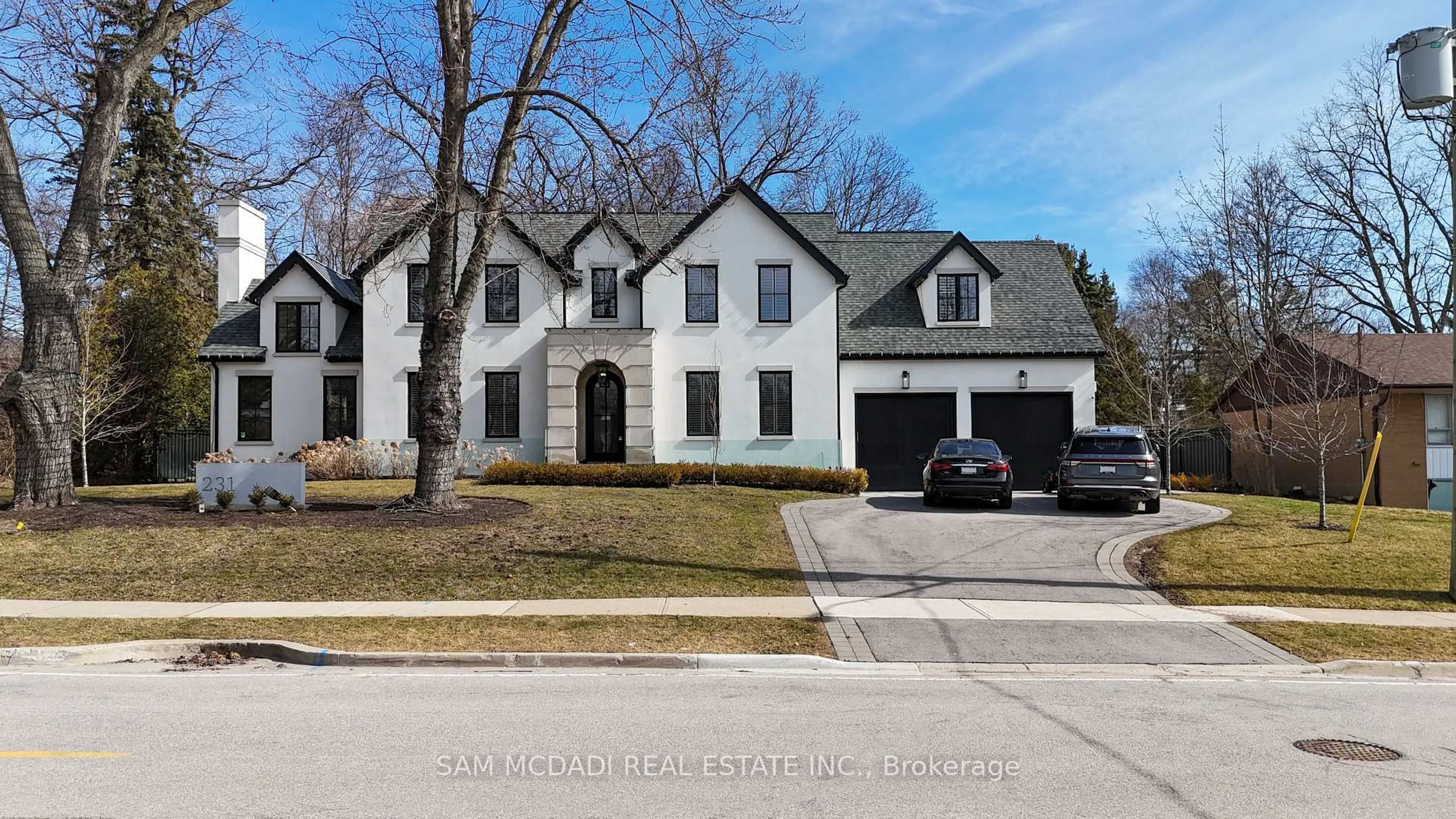 Home with brick exterior material, street for 231 Wedgewood Dr, Oakville Ontario L6J 4R6
