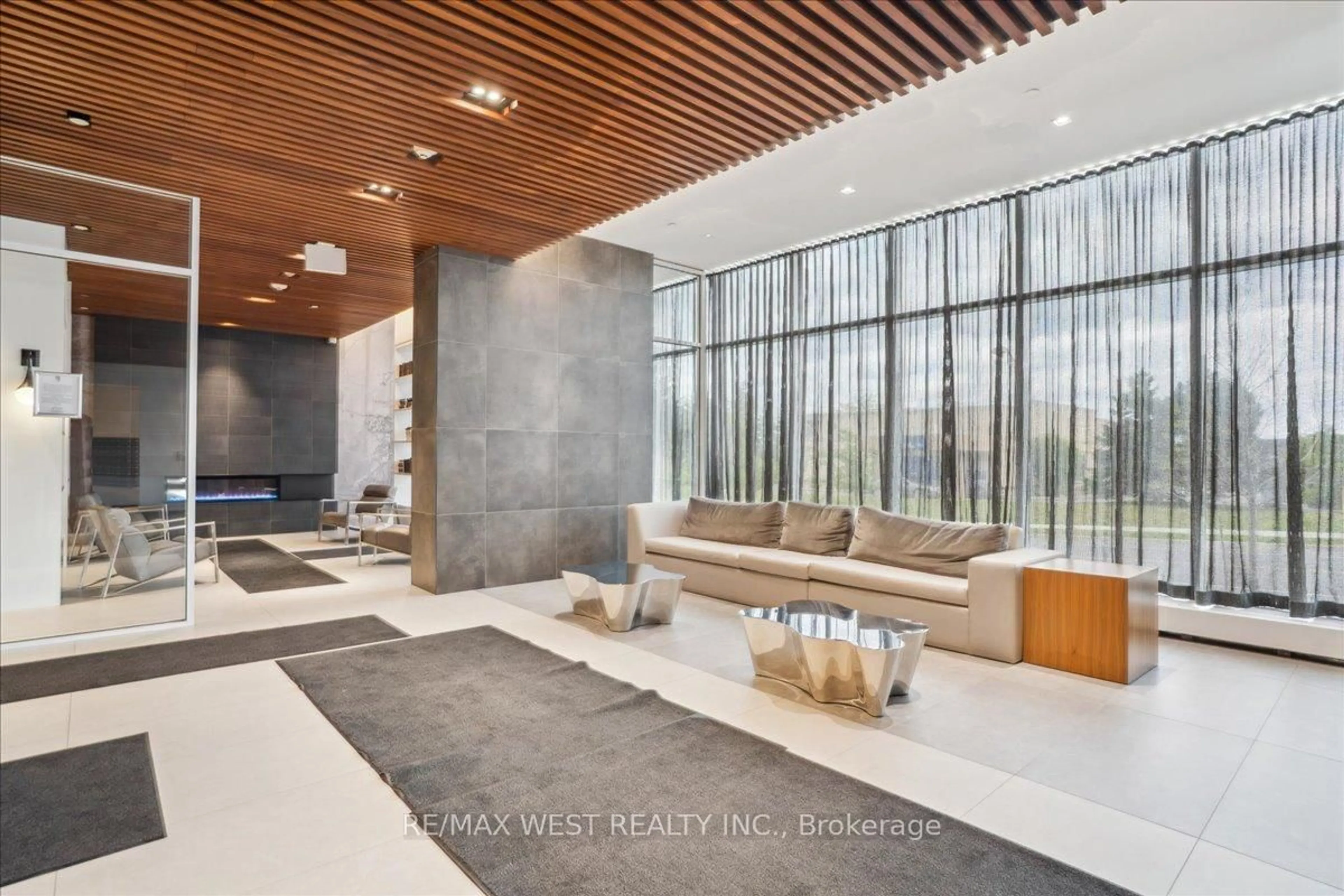Unknown for 297 Oak Walk Dr #2406, Oakville Ontario L6H 3R6