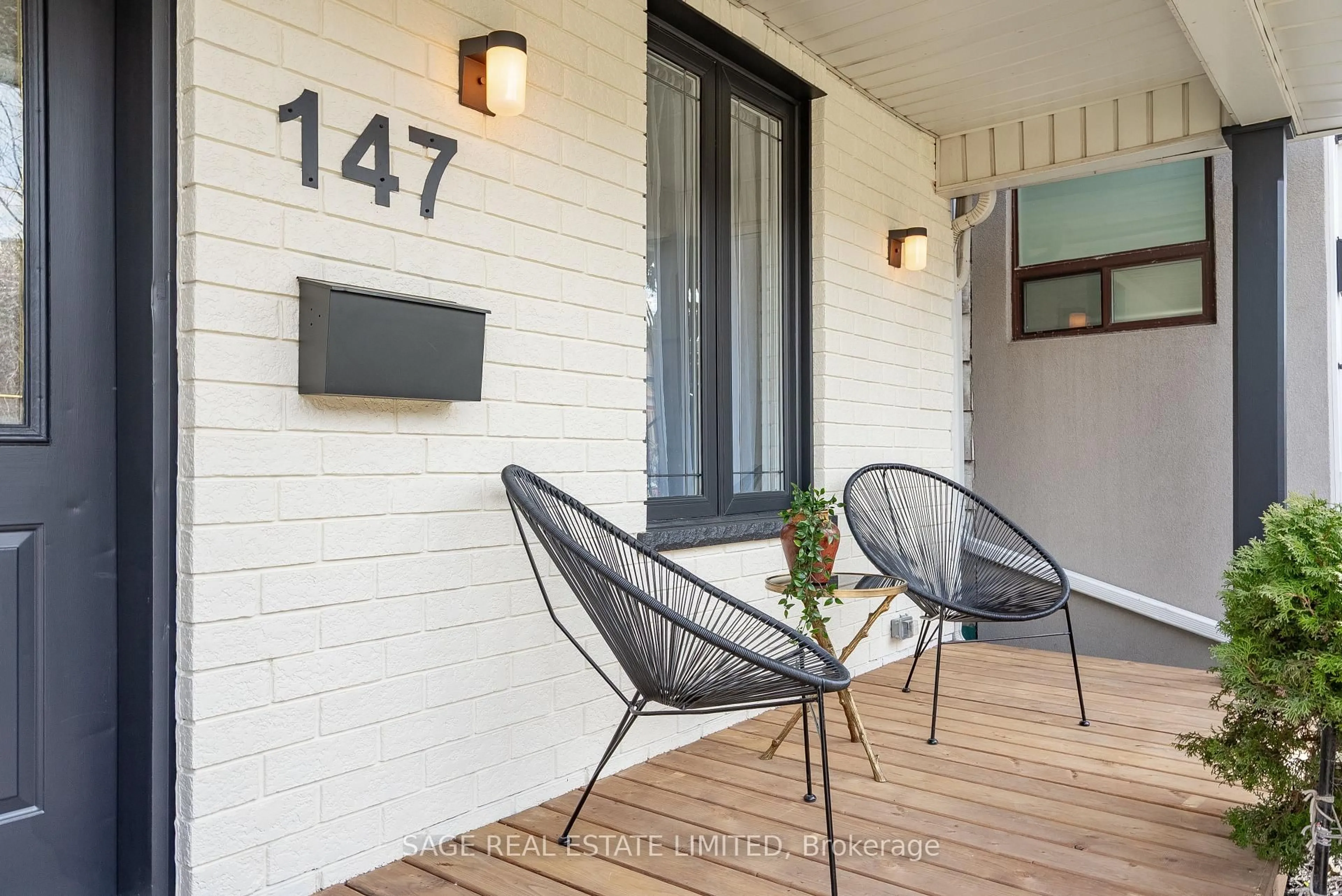 Unknown for 147 Boon Ave, Toronto Ontario M6E 3Z6