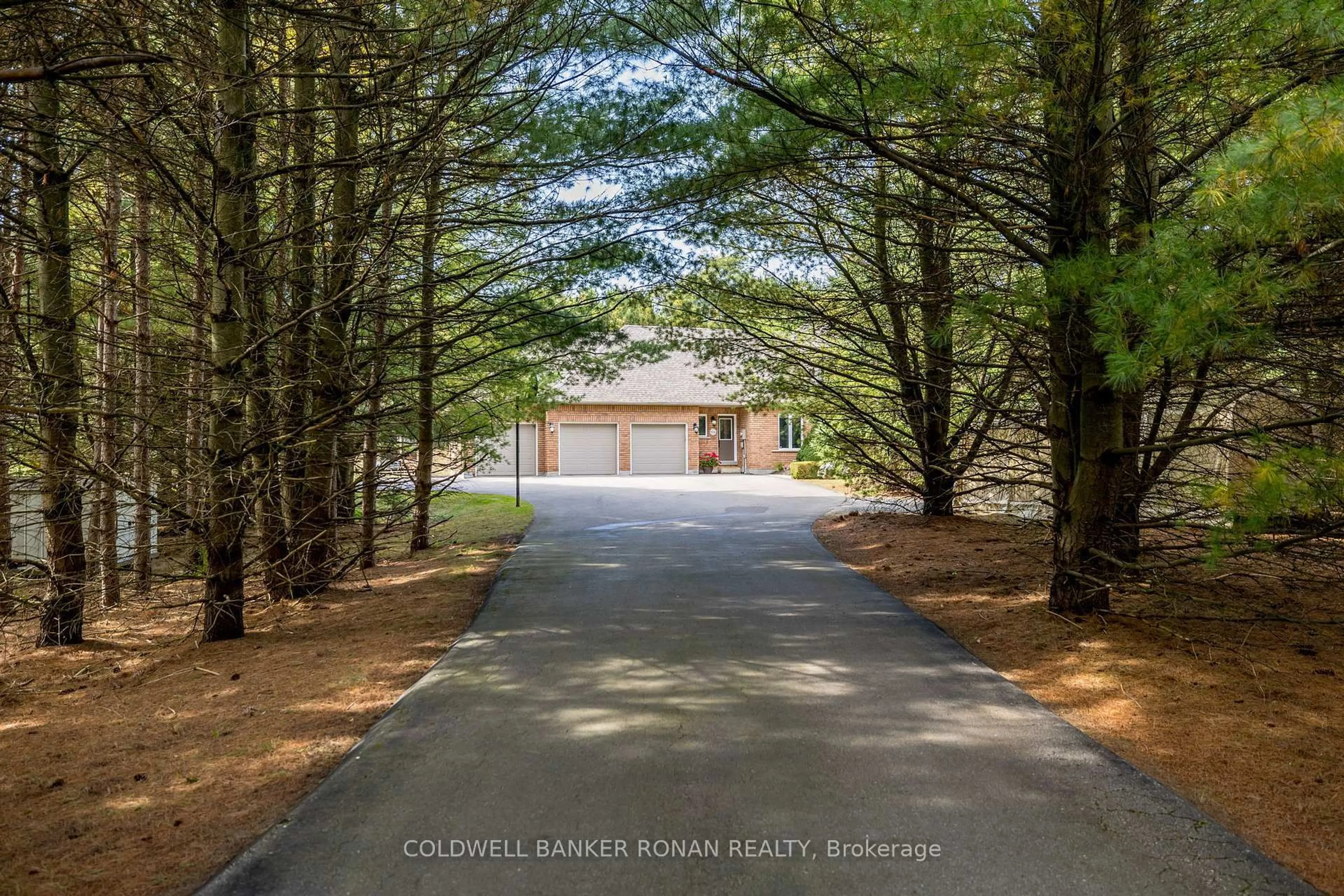 Unknown for 16 Indiana Dr, Caledon Ontario L7E 0C6
