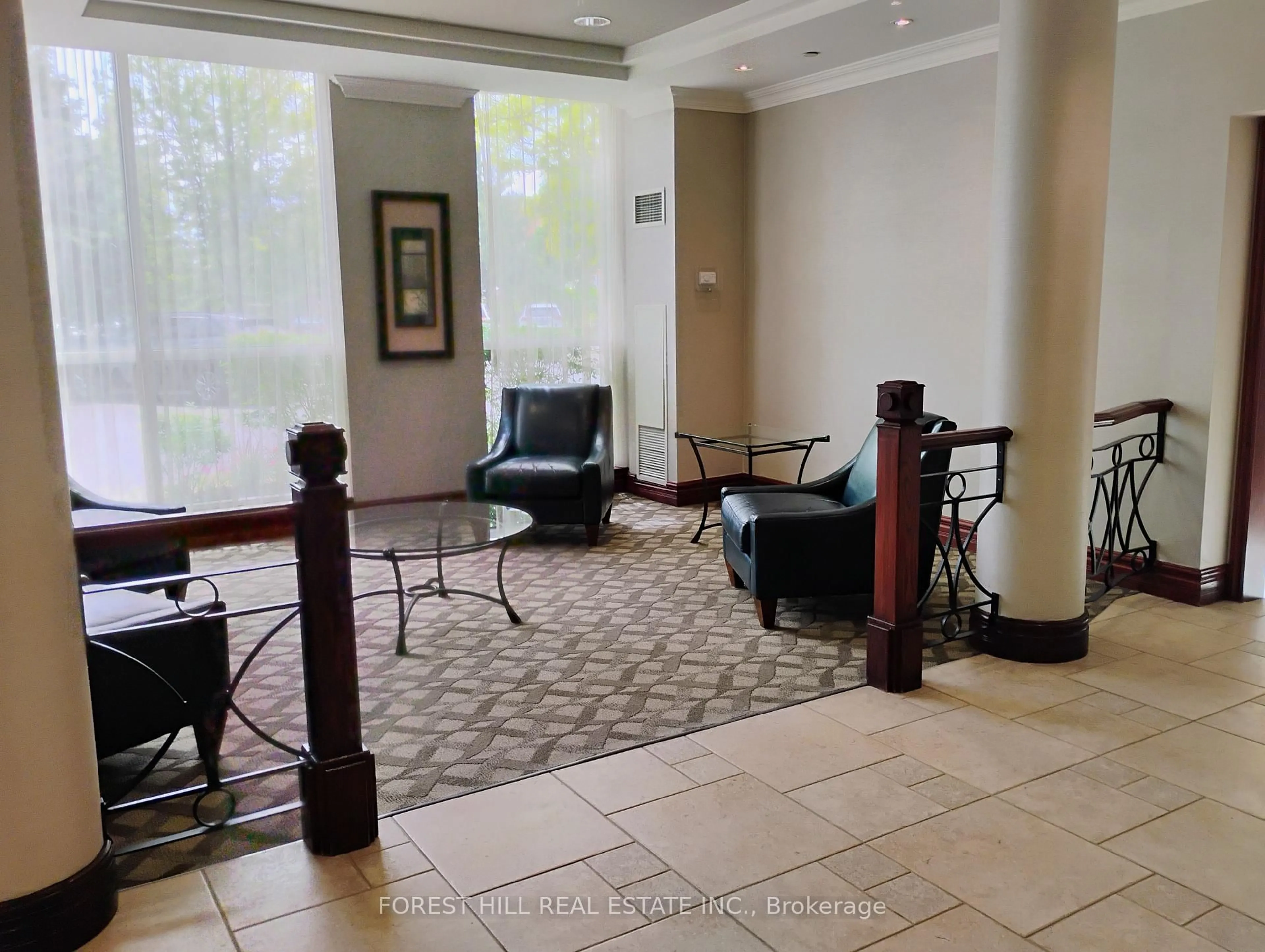Lobby for 2585 Erin Centre Blvd #411, Mississauga Ontario L5M 6Z8