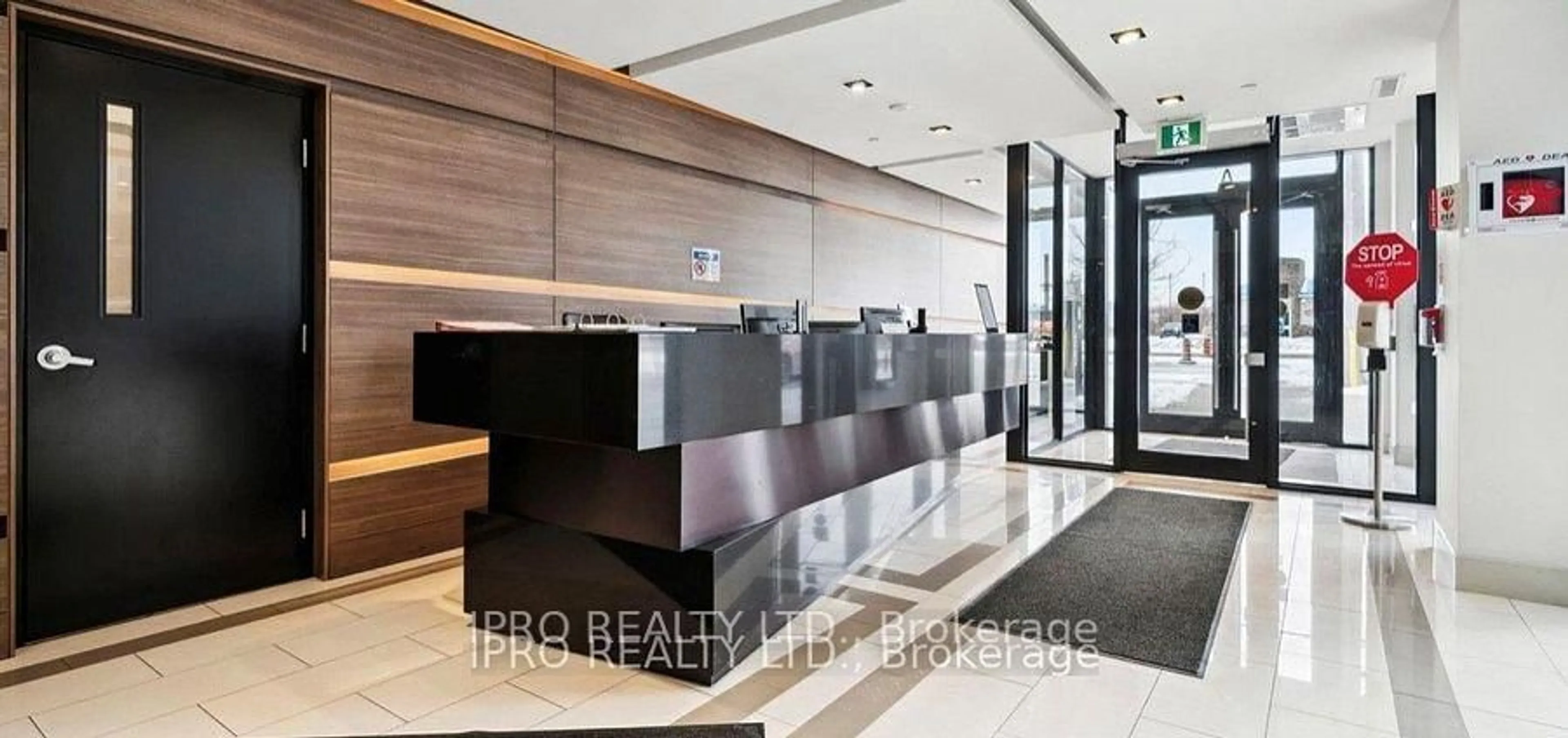Lobby for 5230 Dundas St #632, Burlington Ontario L7L 0J5