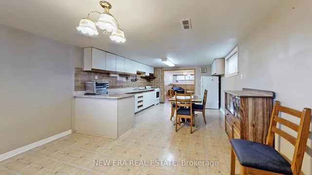Additional property image - 35 Beckett Ave
