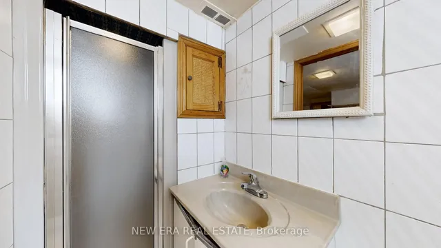Additional property image - 35 Beckett Ave