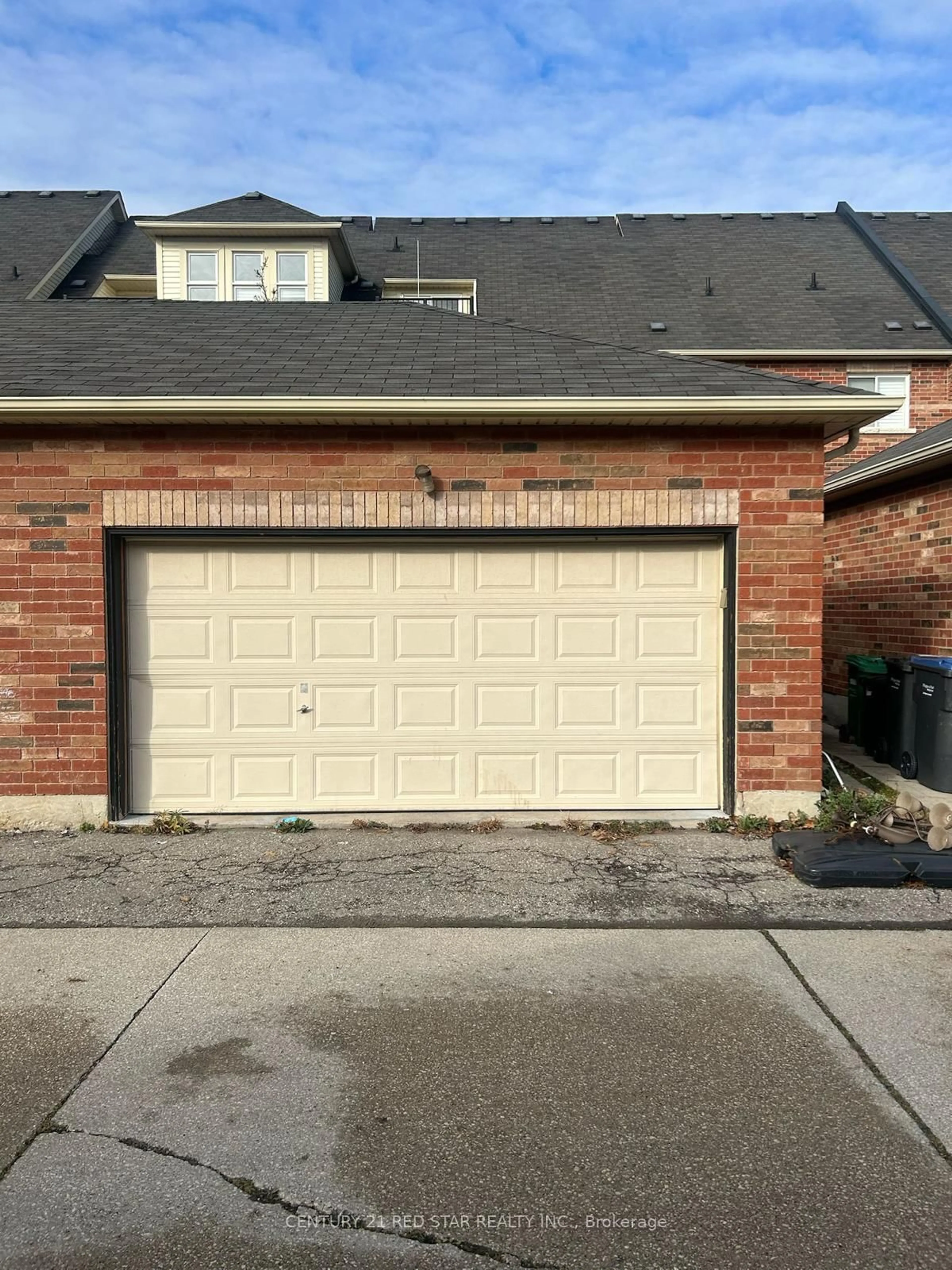 Home with brick exterior material, street for 5197 Preservation Circ, Mississauga Ontario L5M 7T3