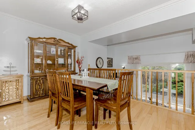 Additional property image - 400 Bloor St Unit 8