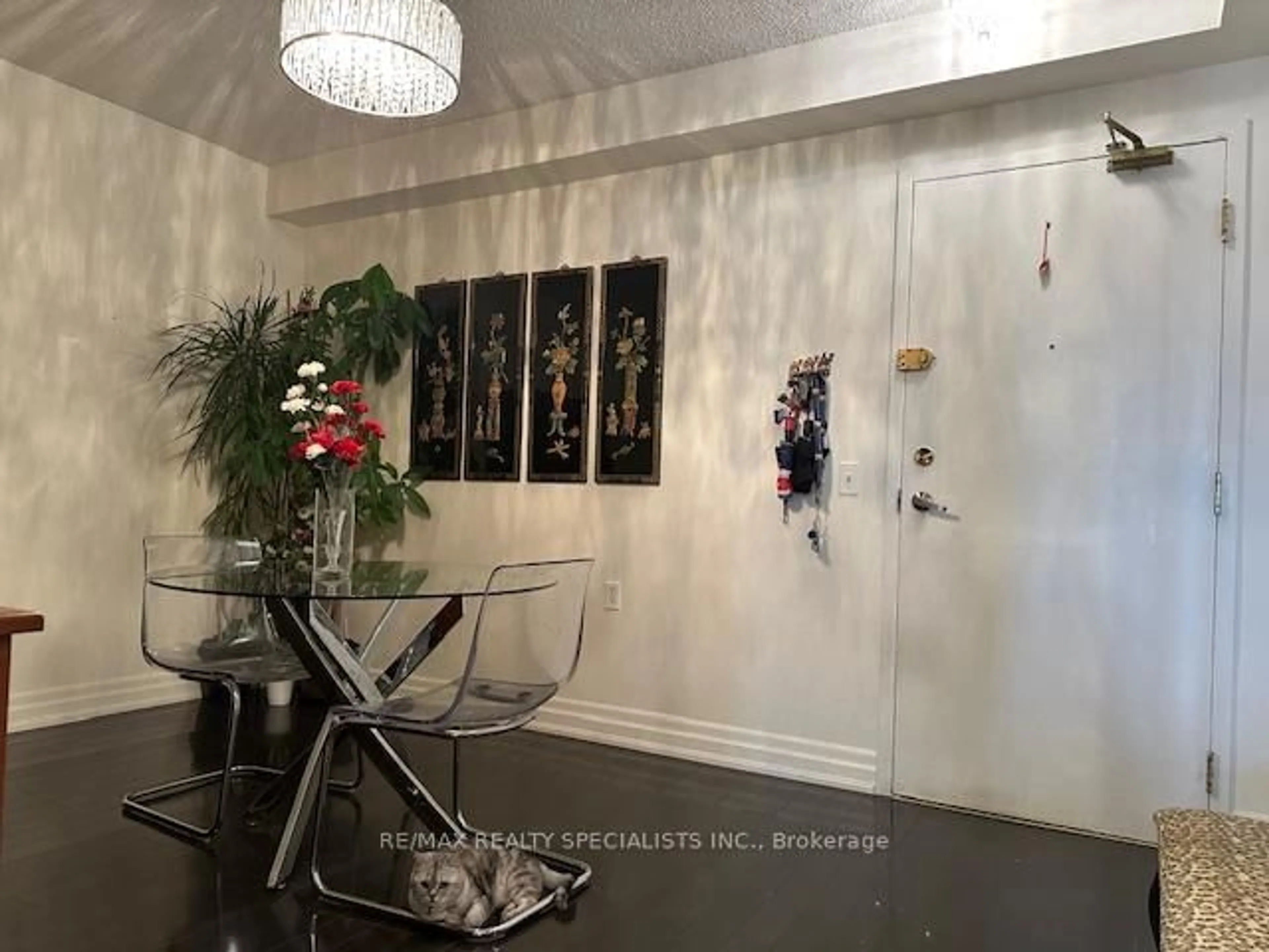 Unknown for 200 Burnhamthorpe Rd #605, Mississauga Ontario L5A 4L4