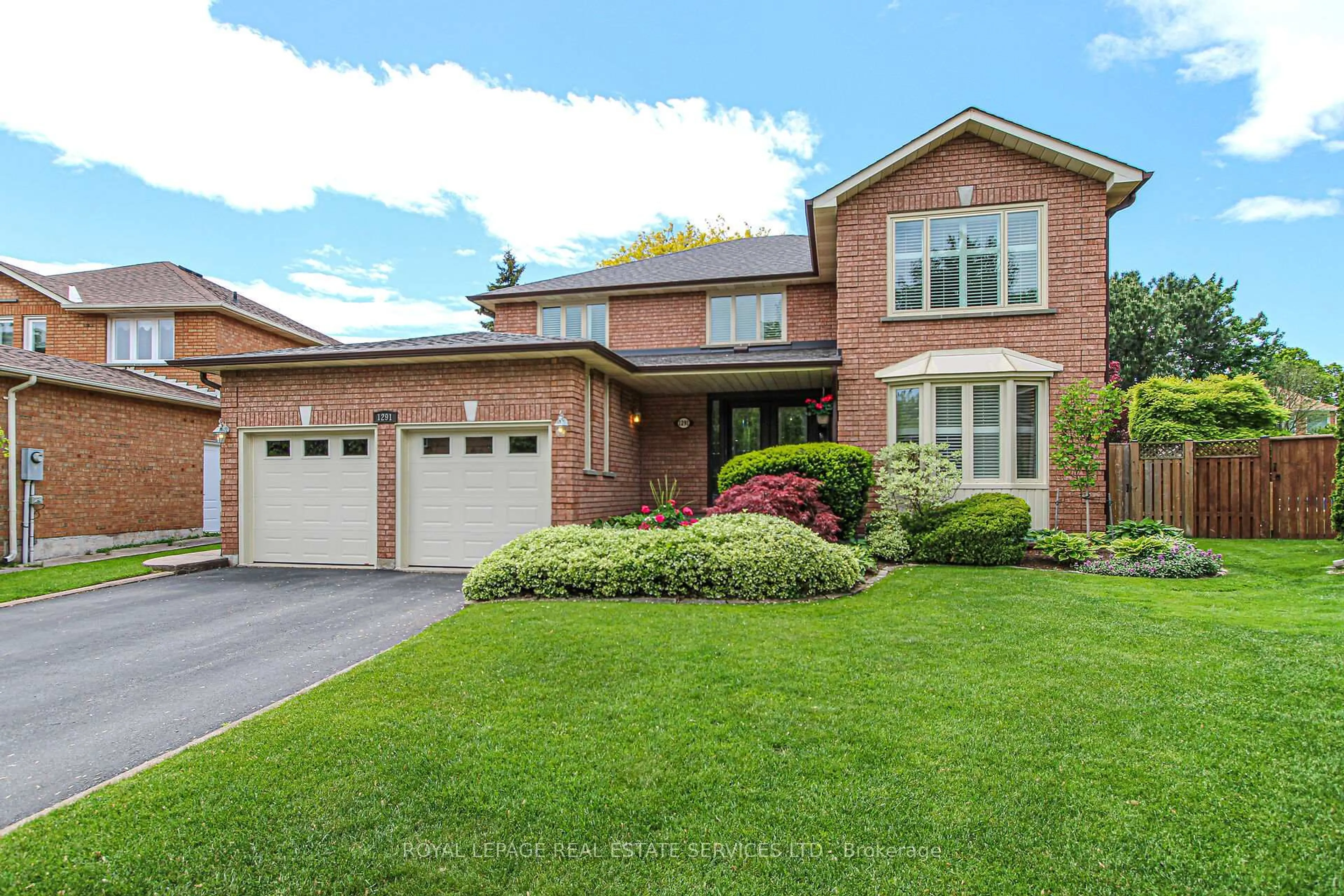 Home with brick exterior material, street for 1291 Roseberry Cres, Oakville Ontario L6M 1W2