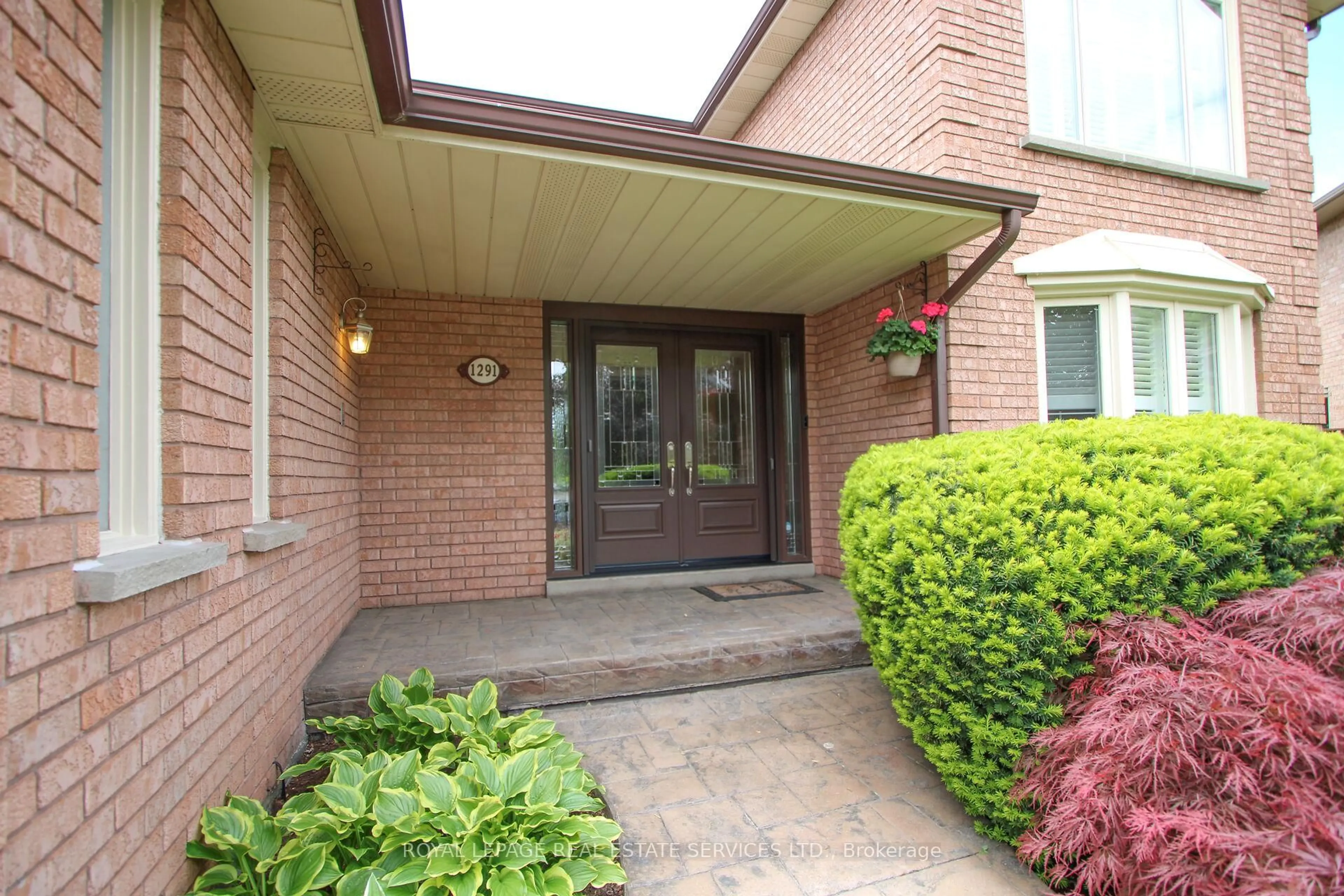Unknown for 1291 Roseberry Cres, Oakville Ontario L6M 1W2