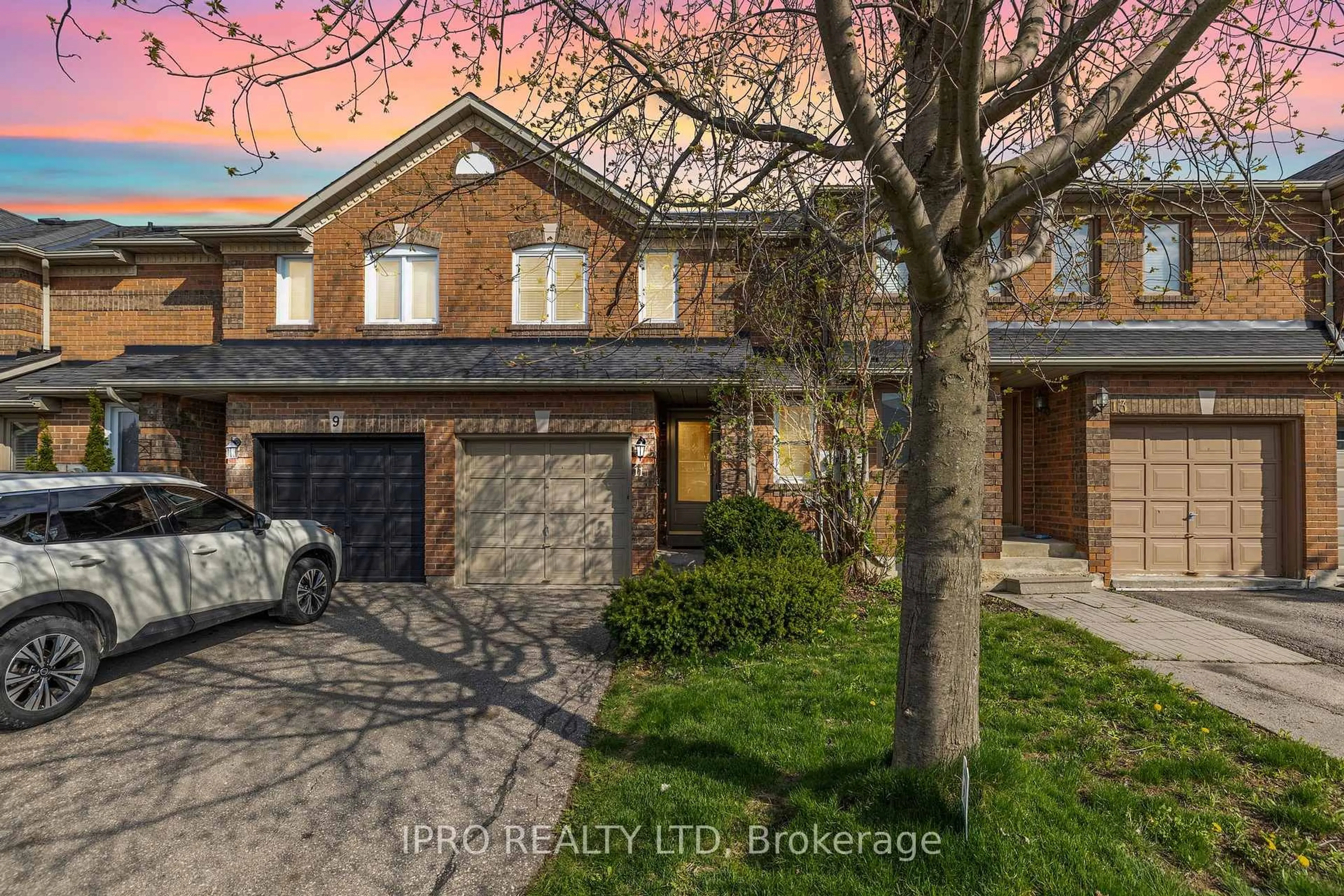 Home with brick exterior material, street for 11 Alderbrook Pl, Caledon Ontario L7E 1V3