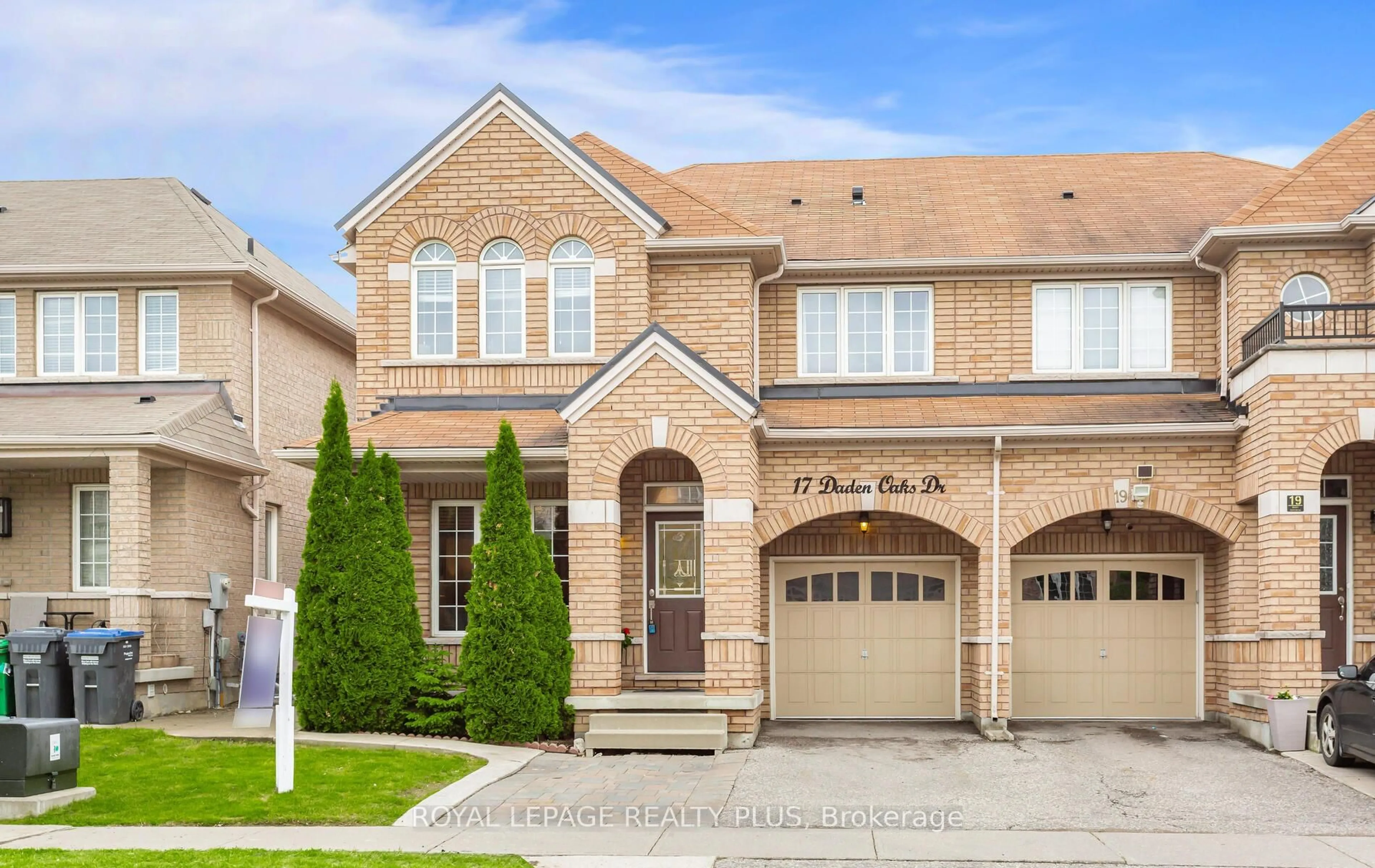 Home with brick exterior material, street for 17 Daden Oaks Dr, Brampton Ontario L6P 3R7