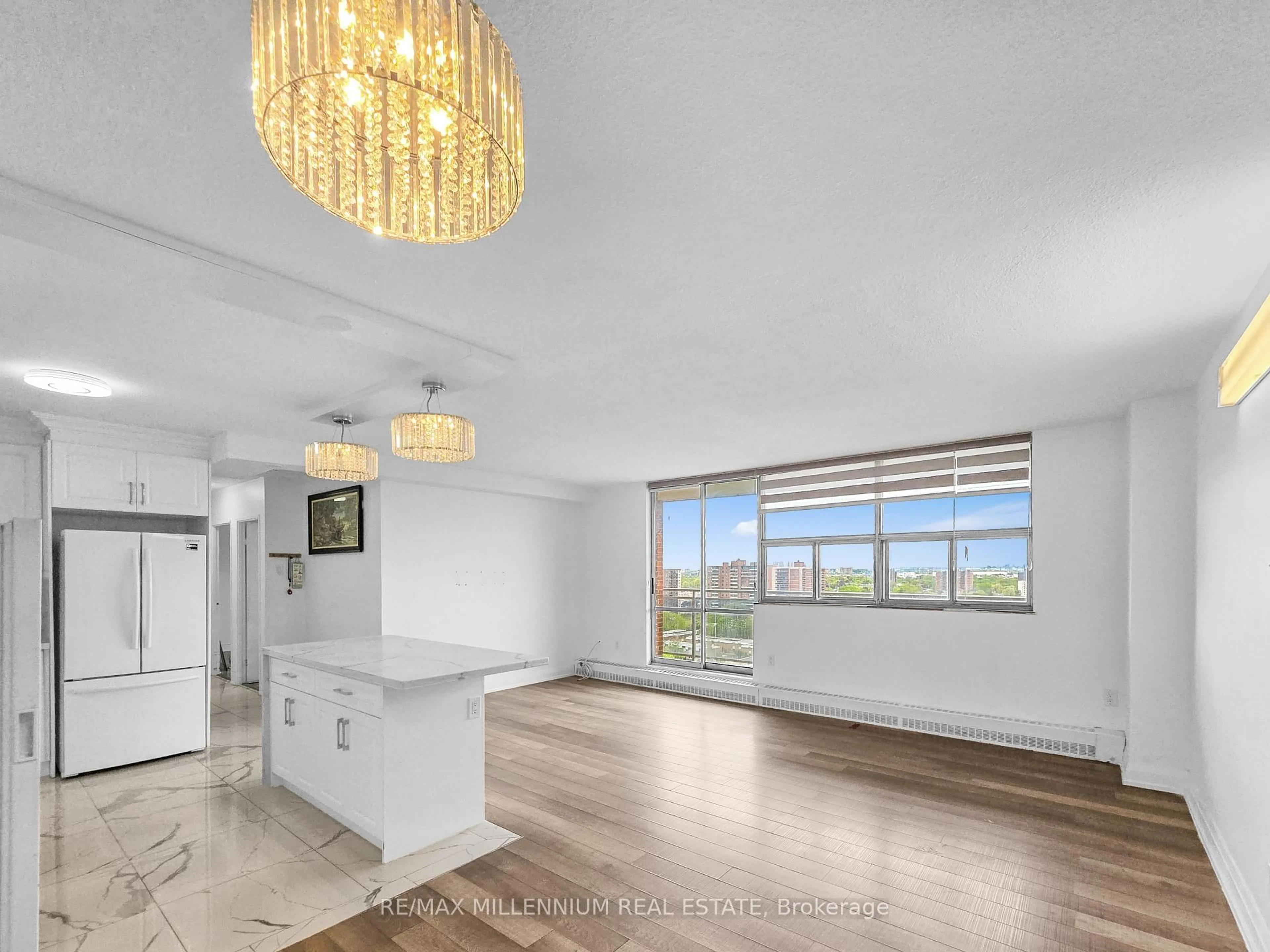 Unknown for 2645 Kipling Ave #1807, Toronto Ontario M9V 3S6