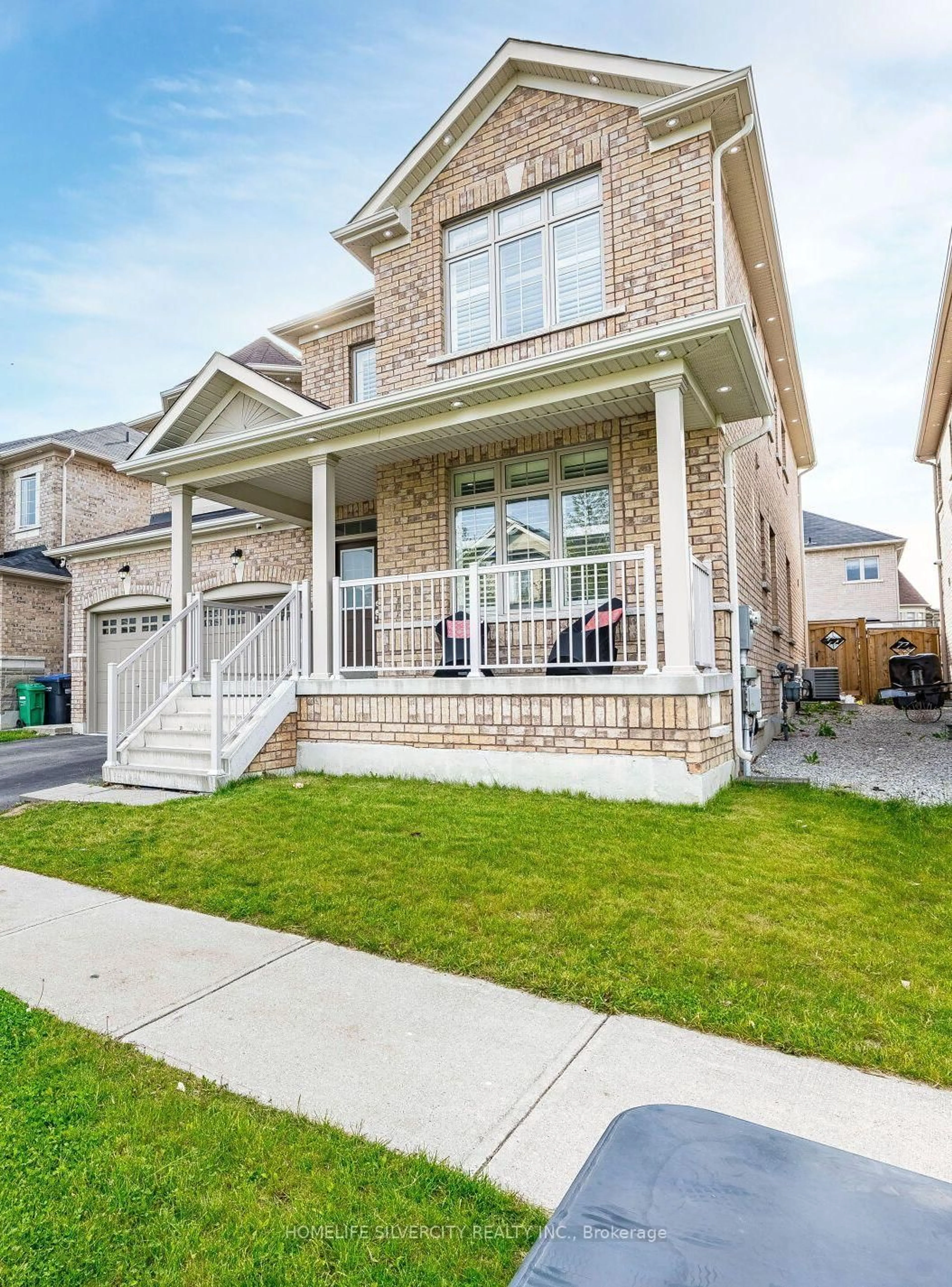 Home with brick exterior material, street for 16 Cloncurry St, Brampton Ontario L6P 4G3