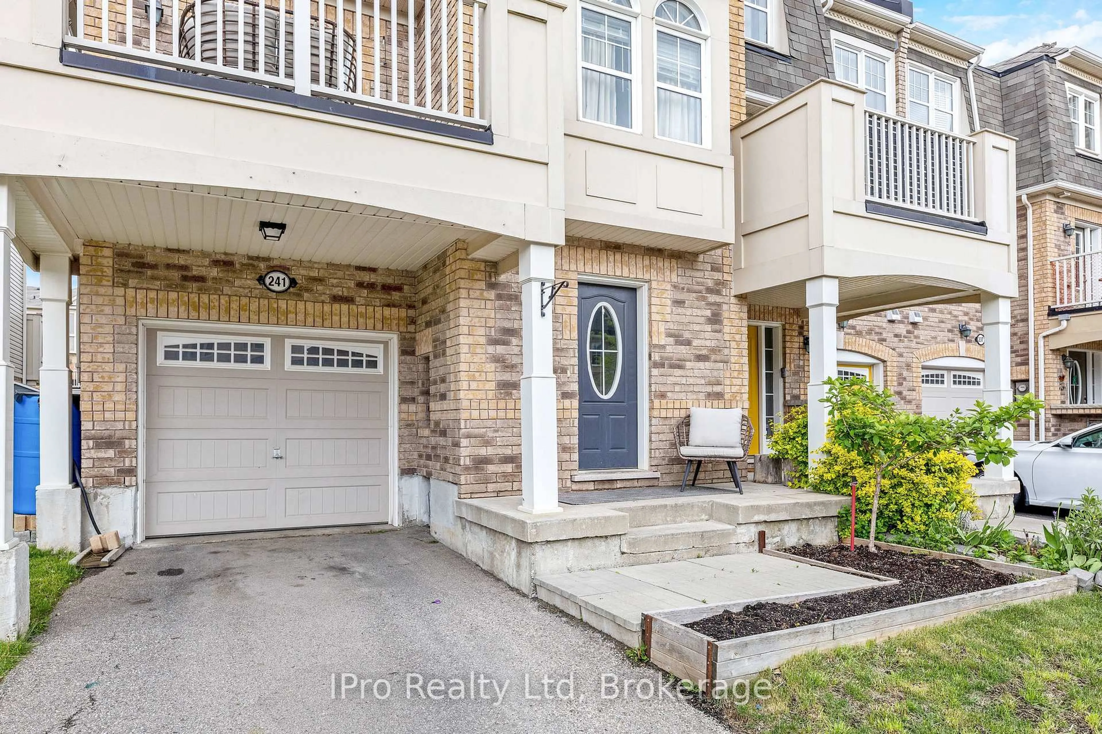 Unknown for 241 Slingsby Landing, Milton Ontario L9T 8N6